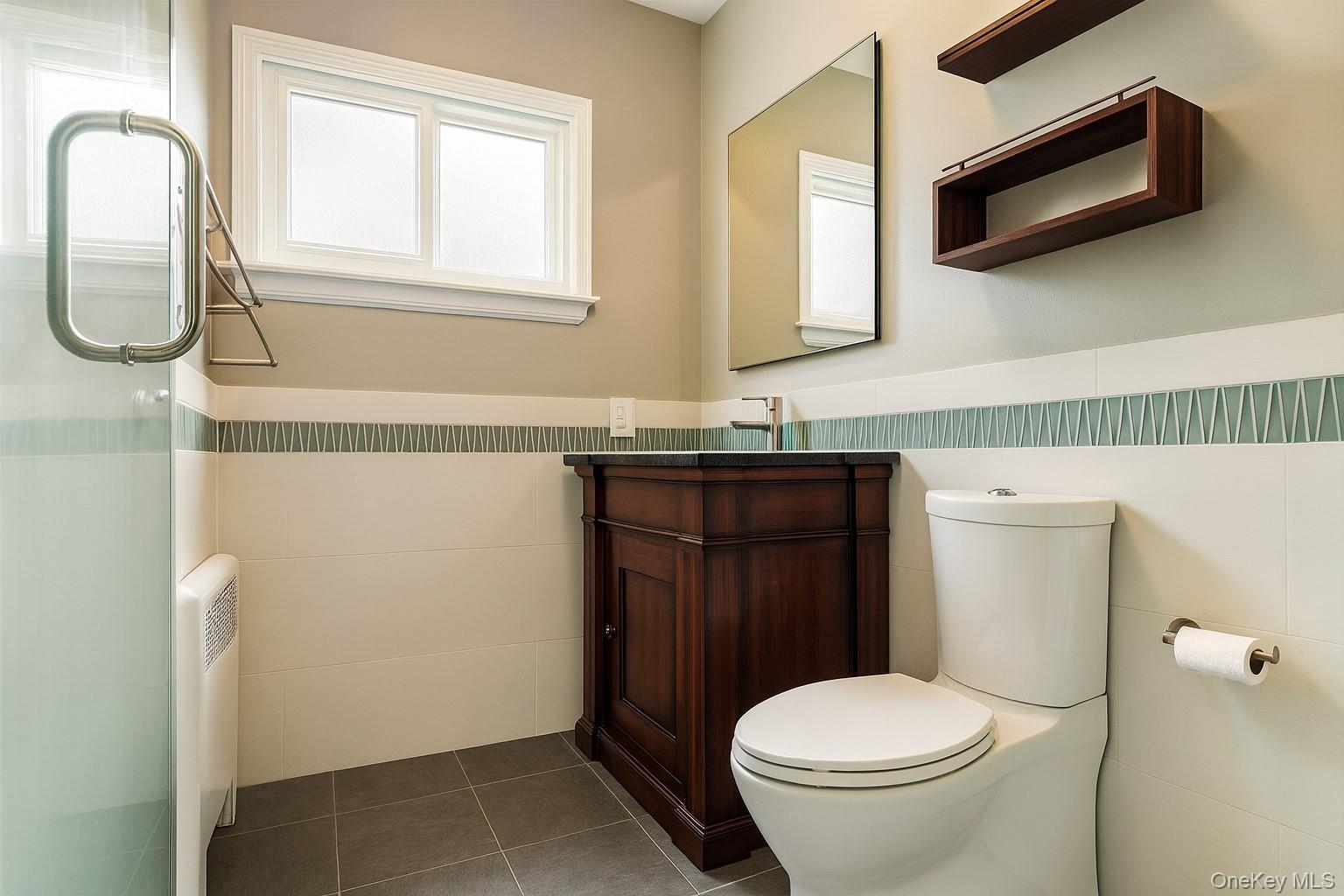 #14 photo, 642 Salisbury Park Drive, Westbury , NY 11590