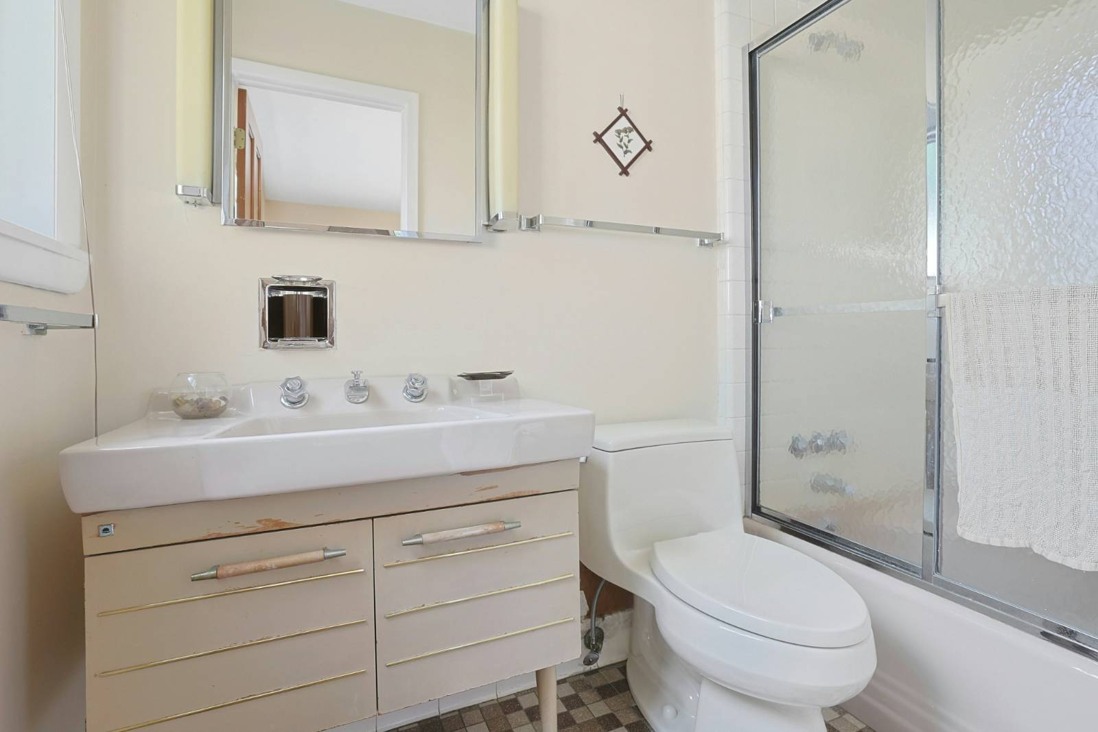 #18 photo, 4650 Livingston Avenue, ブロンクス区 Fieldston , NY 10471