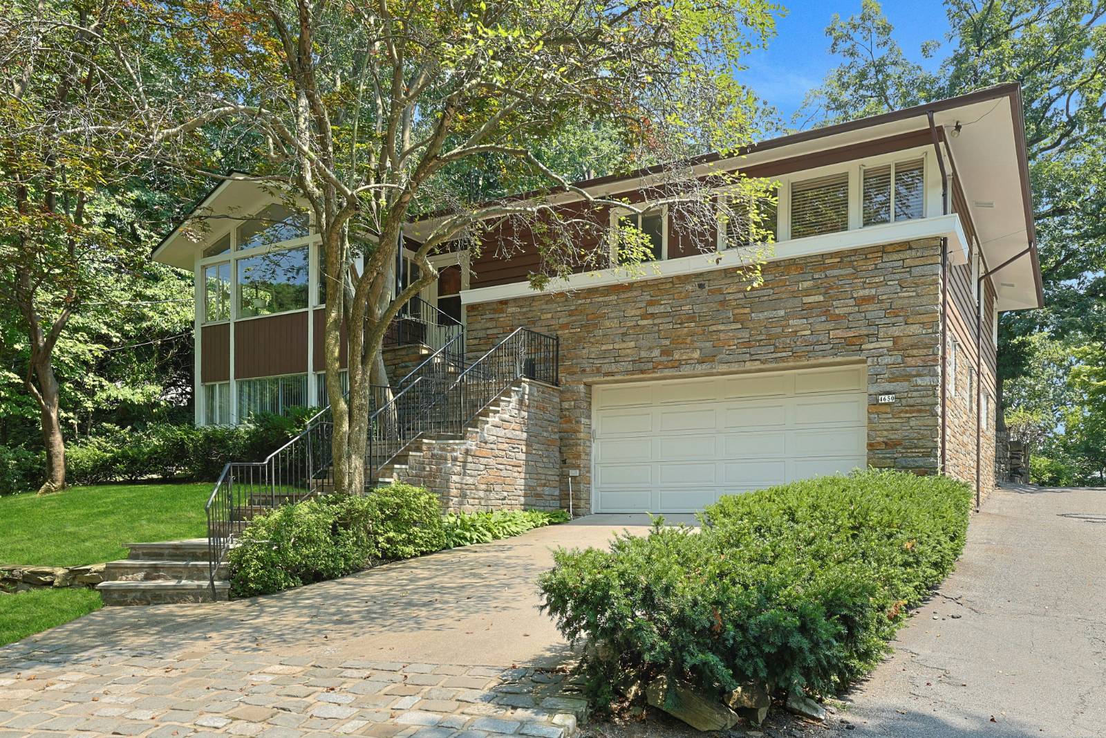 #2 photo, 4650 Livingston Avenue, ブロンクス区 Fieldston , NY 10471