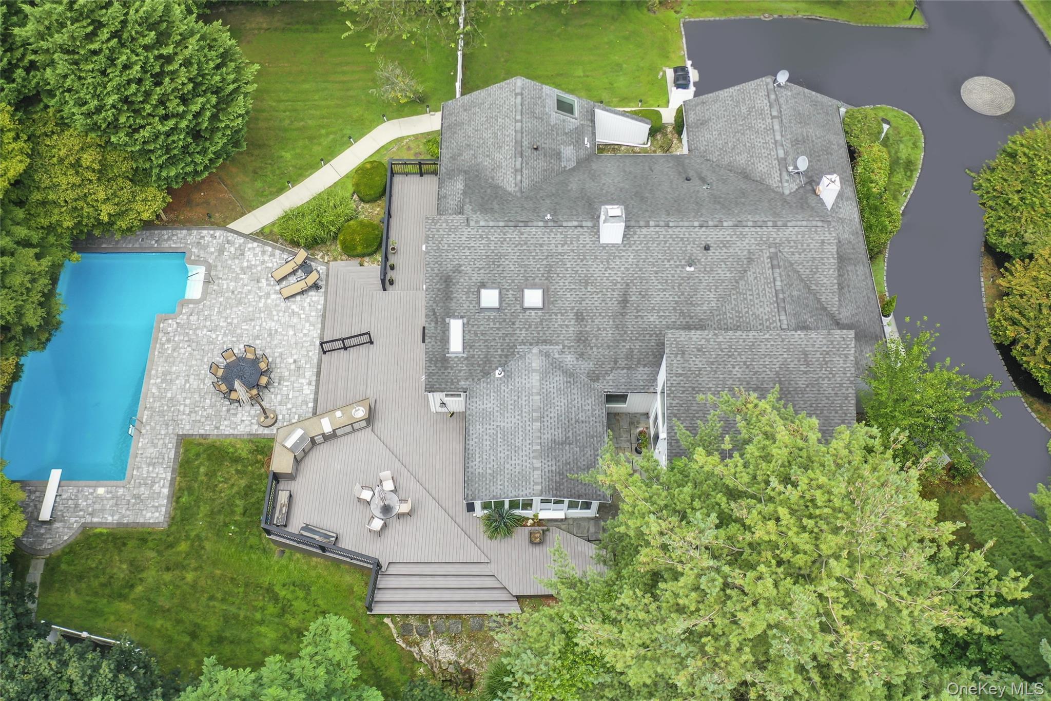 #5 photo, 2 Bristol Drive, Woodbury , NY 11797