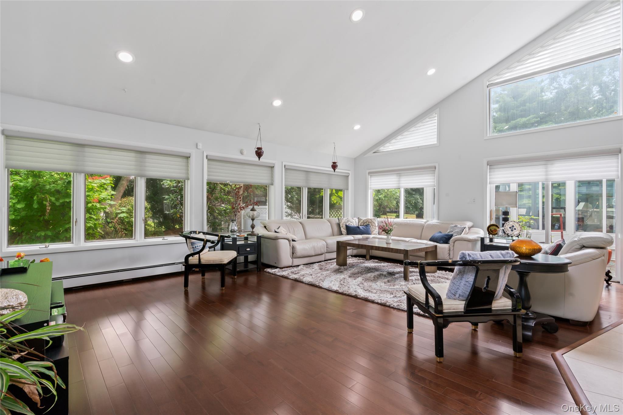 #7 photo, 2 Bristol Drive, Woodbury , NY 11797