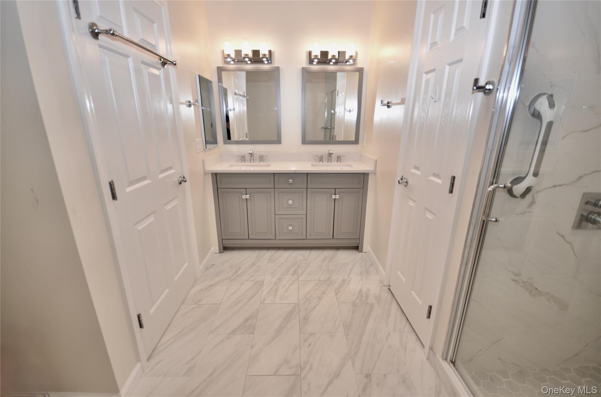 #12 photo, 679 Balfour Place, サフォーク郡 Melville , NY 11747