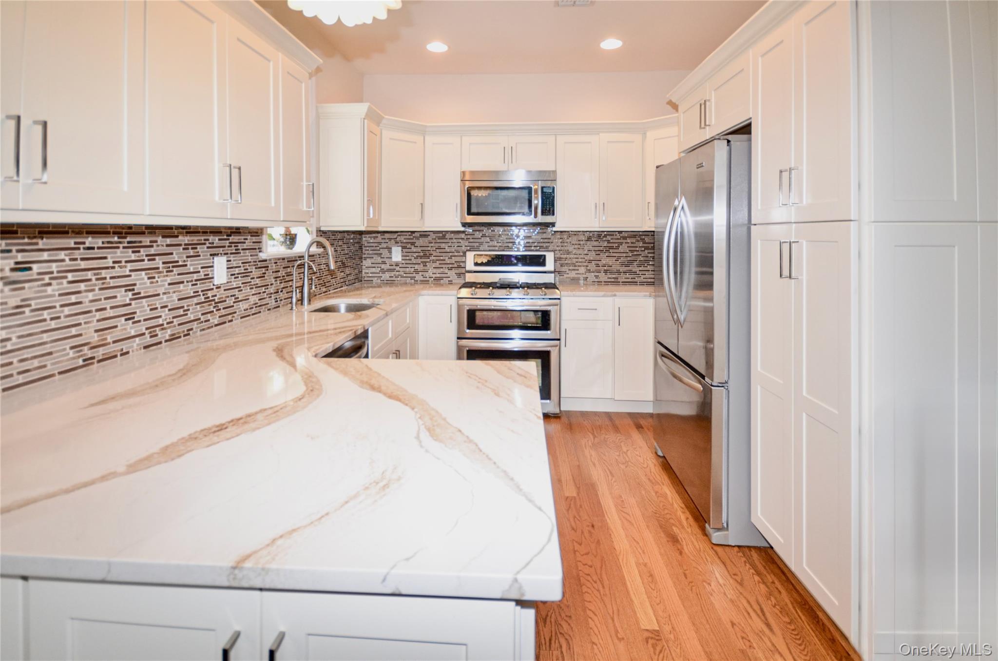 #5 photo, 679 Balfour Place, サフォーク郡 Melville , NY 11747