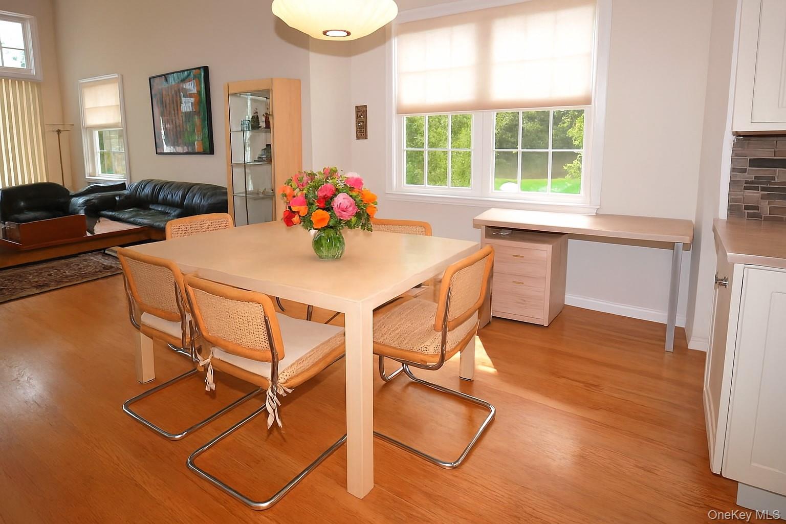 #9 photo, 679 Balfour Place, サフォーク郡 Melville , NY 11747