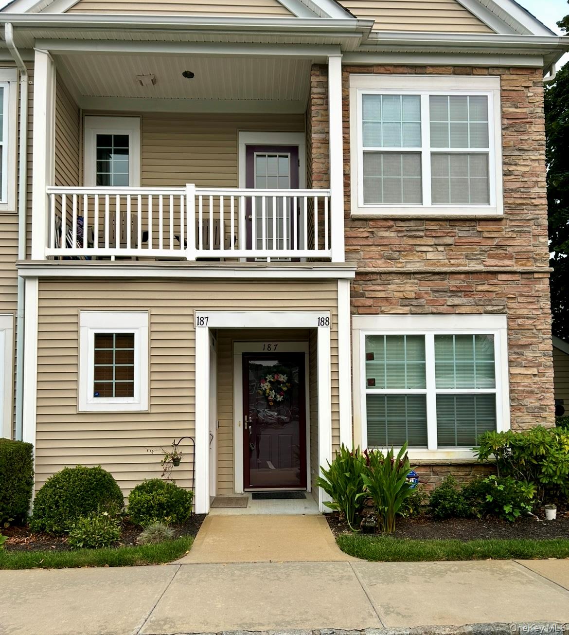 #1 photo, 187 Somerset Drive, Massapequa , NY 11758