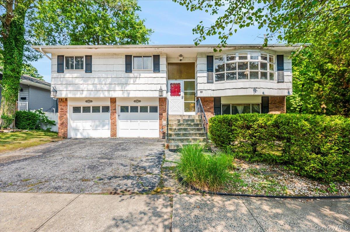 #1 photo, 33 Gaines Street, Huntington , NY 11743