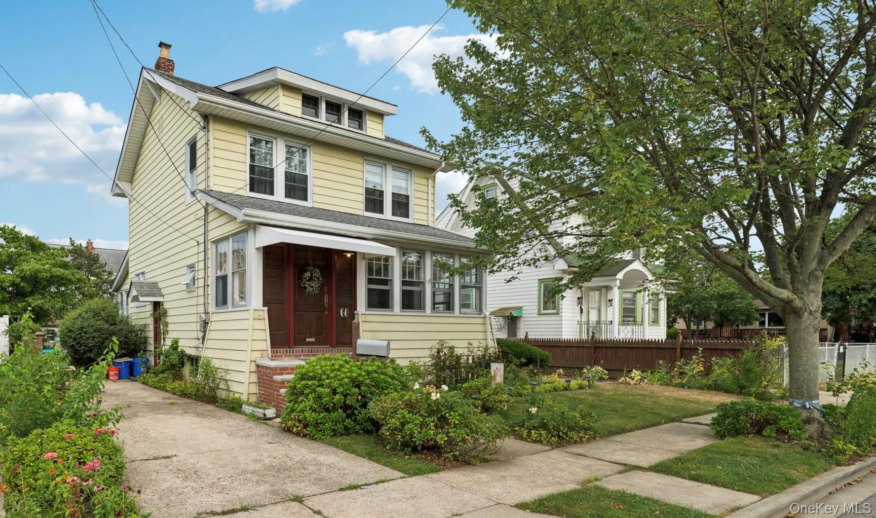 #1 photo, 60 Woodlawn Avenue, Valley Stream , NY 11581