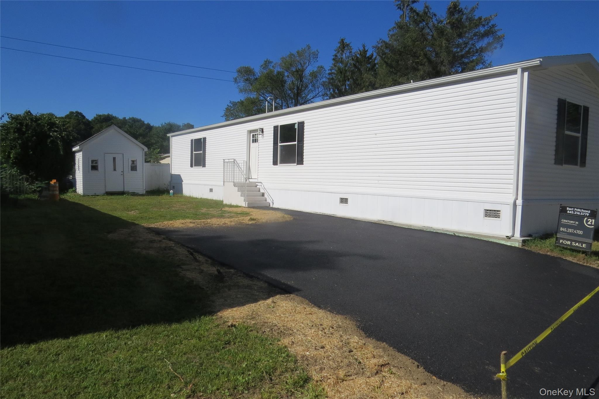 #1 photo, 723 Beekman, Hopewell Junction , NY 12533