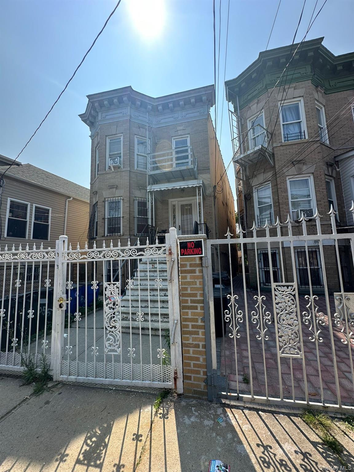 #3 photo, 1055 Virginia Avenue, Bronx , NY 10472