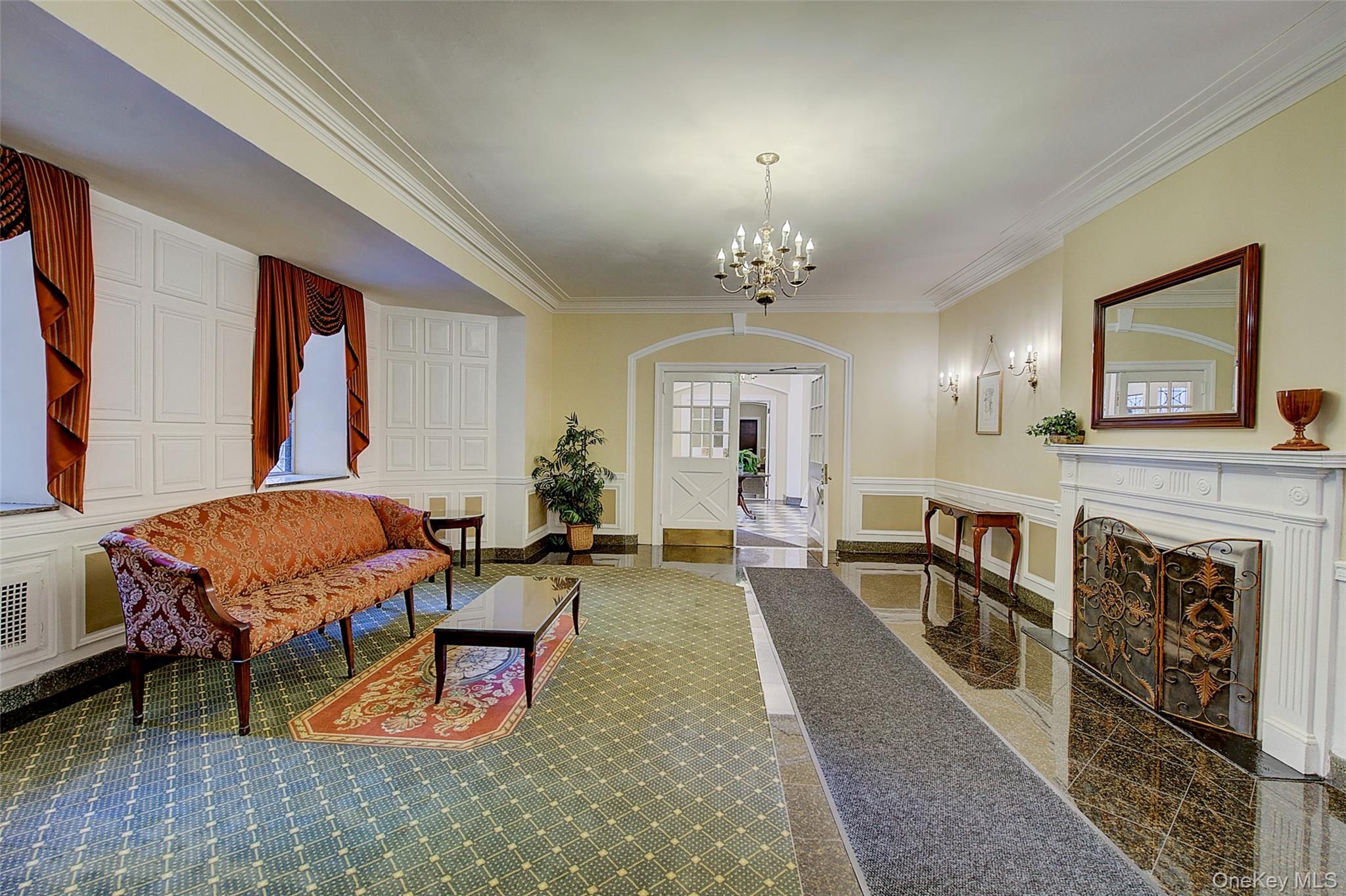 #5 photo, 77-14 113th Street, クイーンズ区 Forest Hills , NY 11375