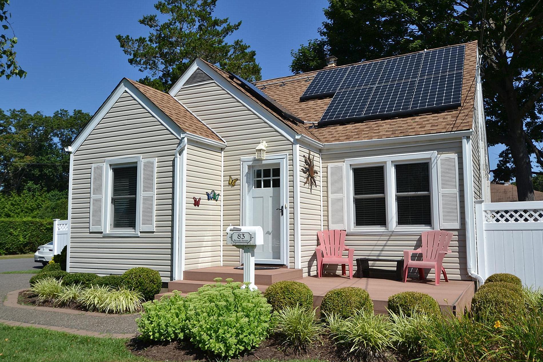 #1 photo, 83 Brook Street, West Sayville , NY 11796