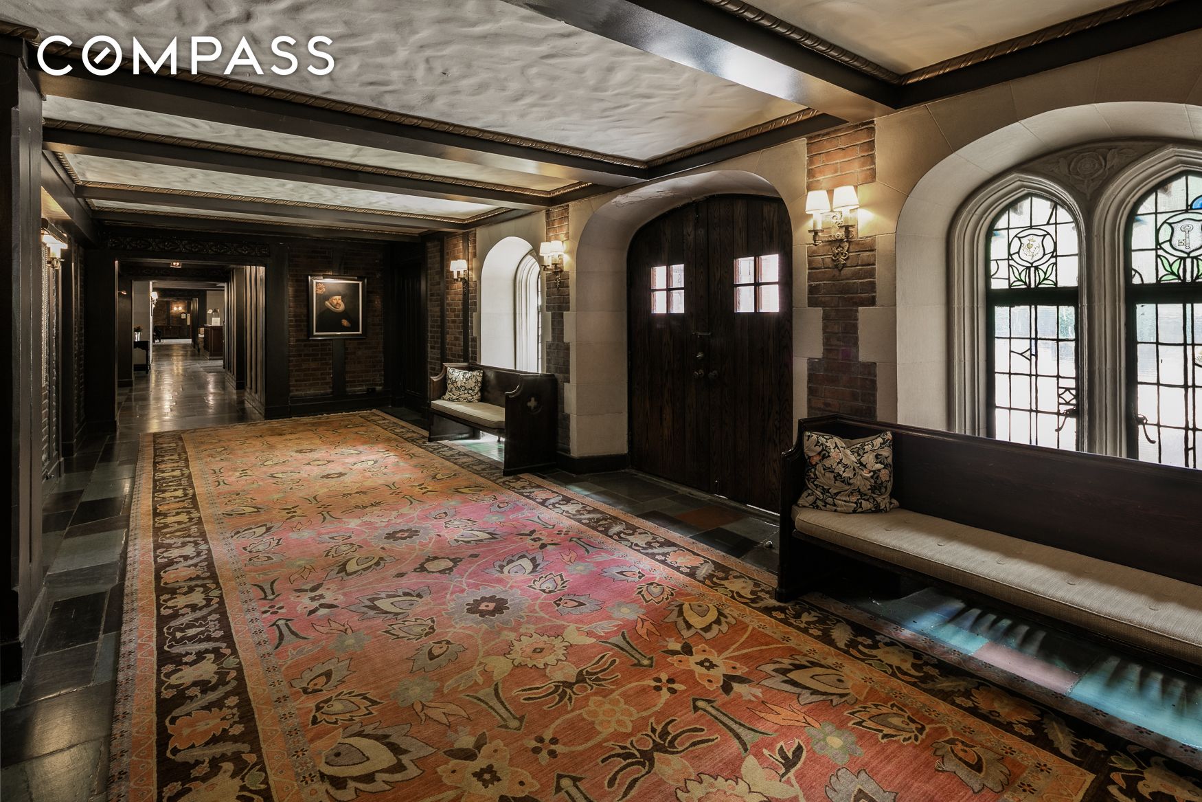 #12 photo, 333 E 43rd Street, マンハッタン Midtown East , NY 10017