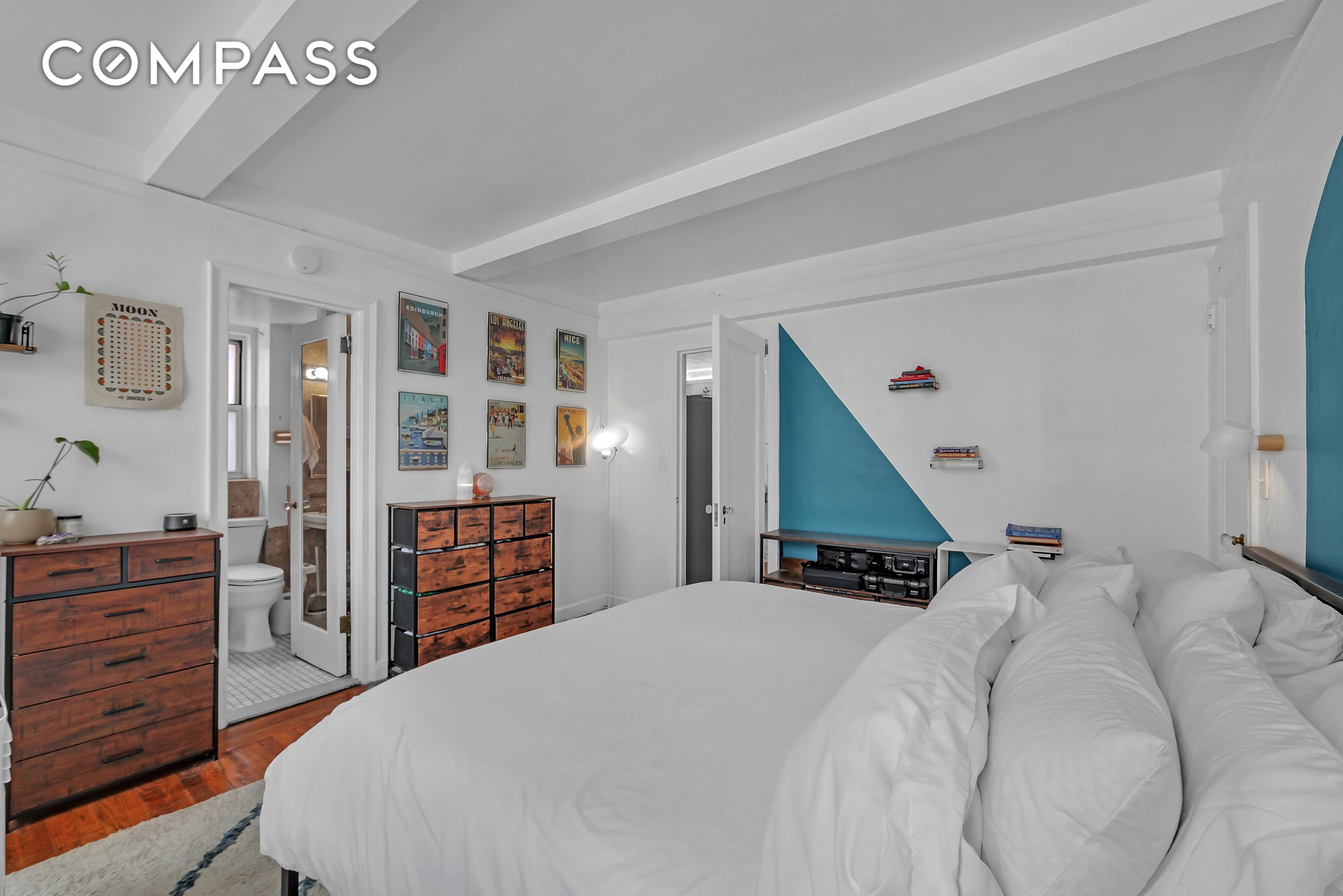 #9 photo, 333 E 43rd Street, マンハッタン Midtown East , NY 10017