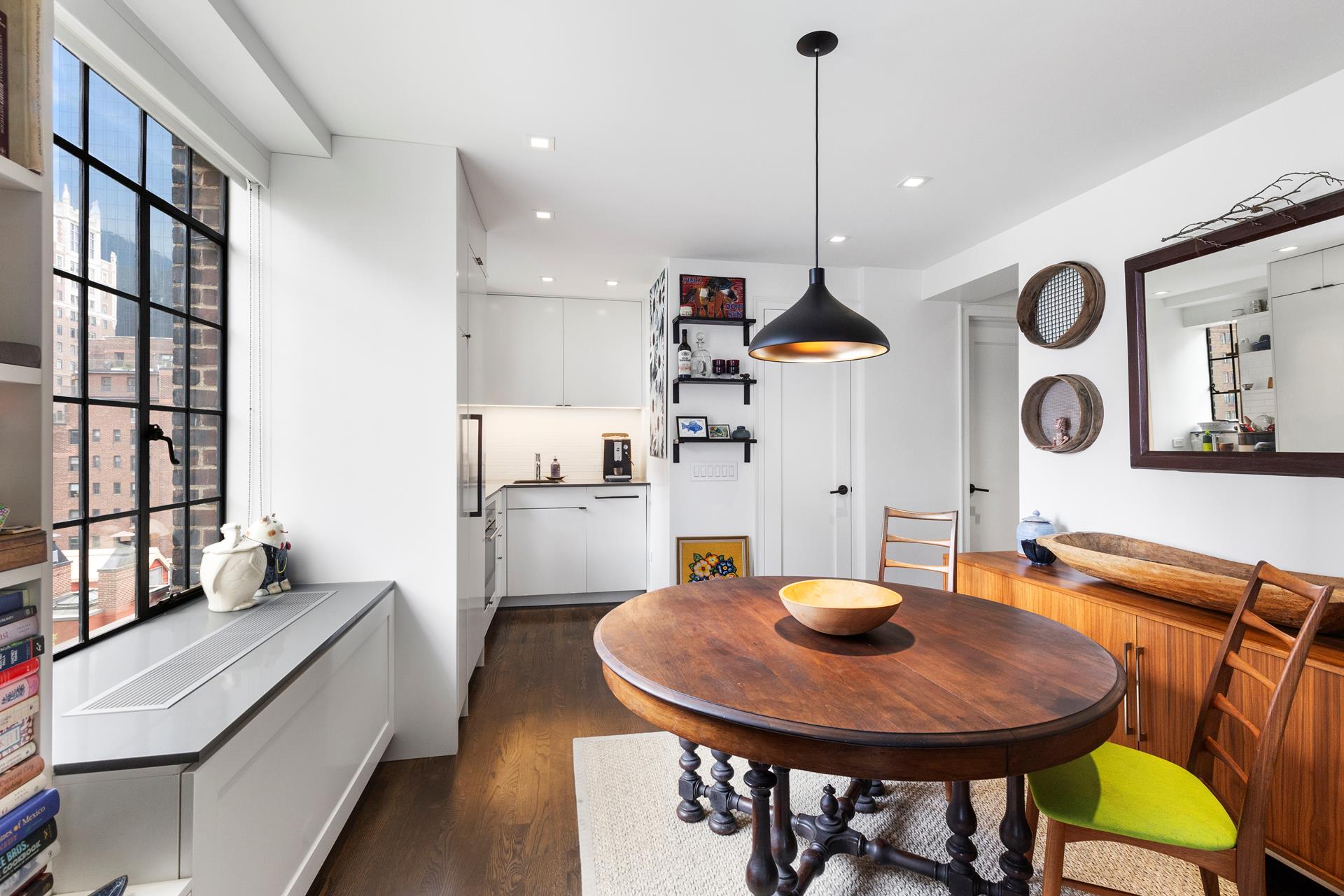 #5 photo, 320 E 42ND Street, マンハッタン Murray Hill , NY 10017