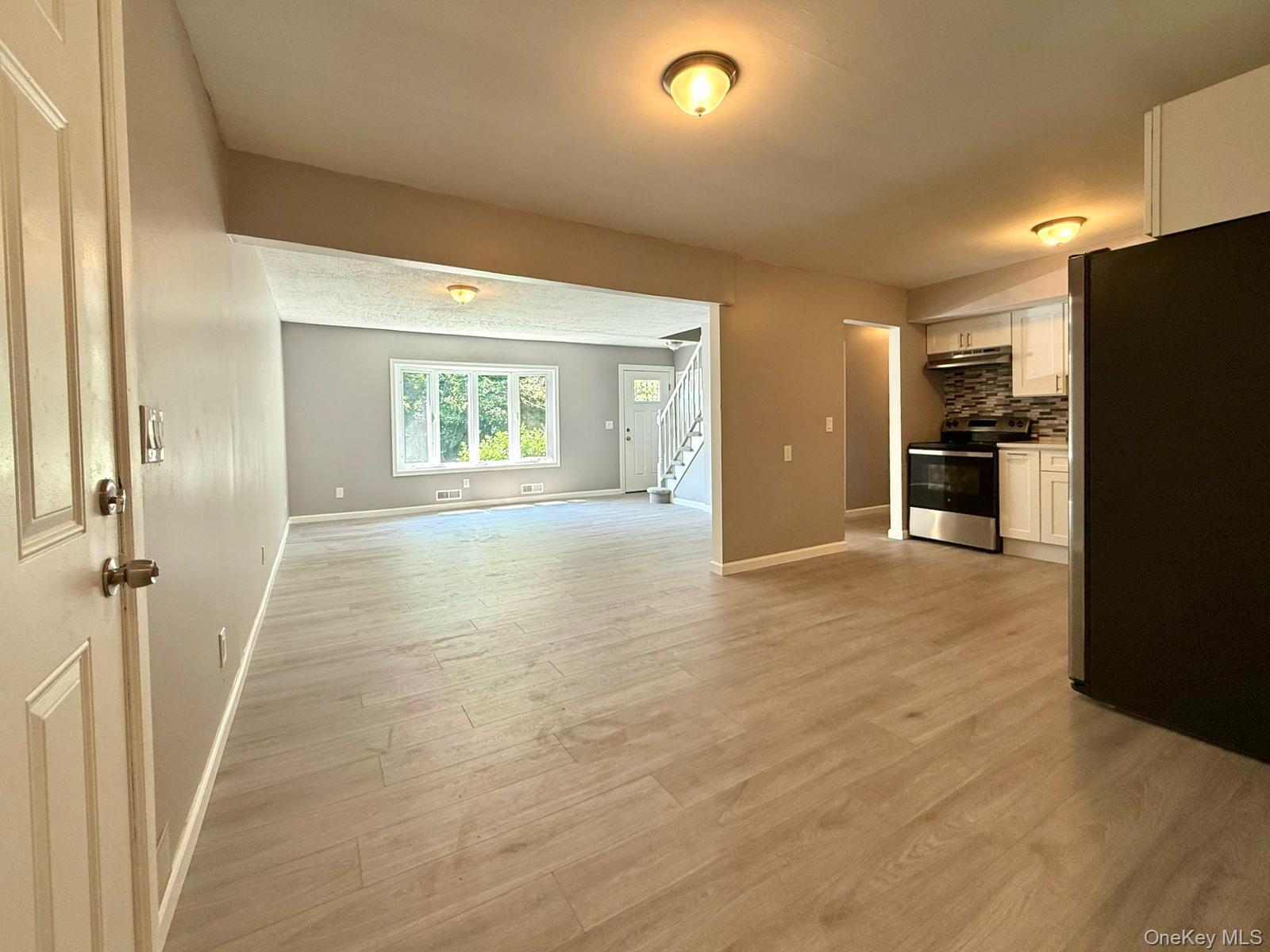 #3 photo, 7 Beech Street, Wyandanch , NY 11798