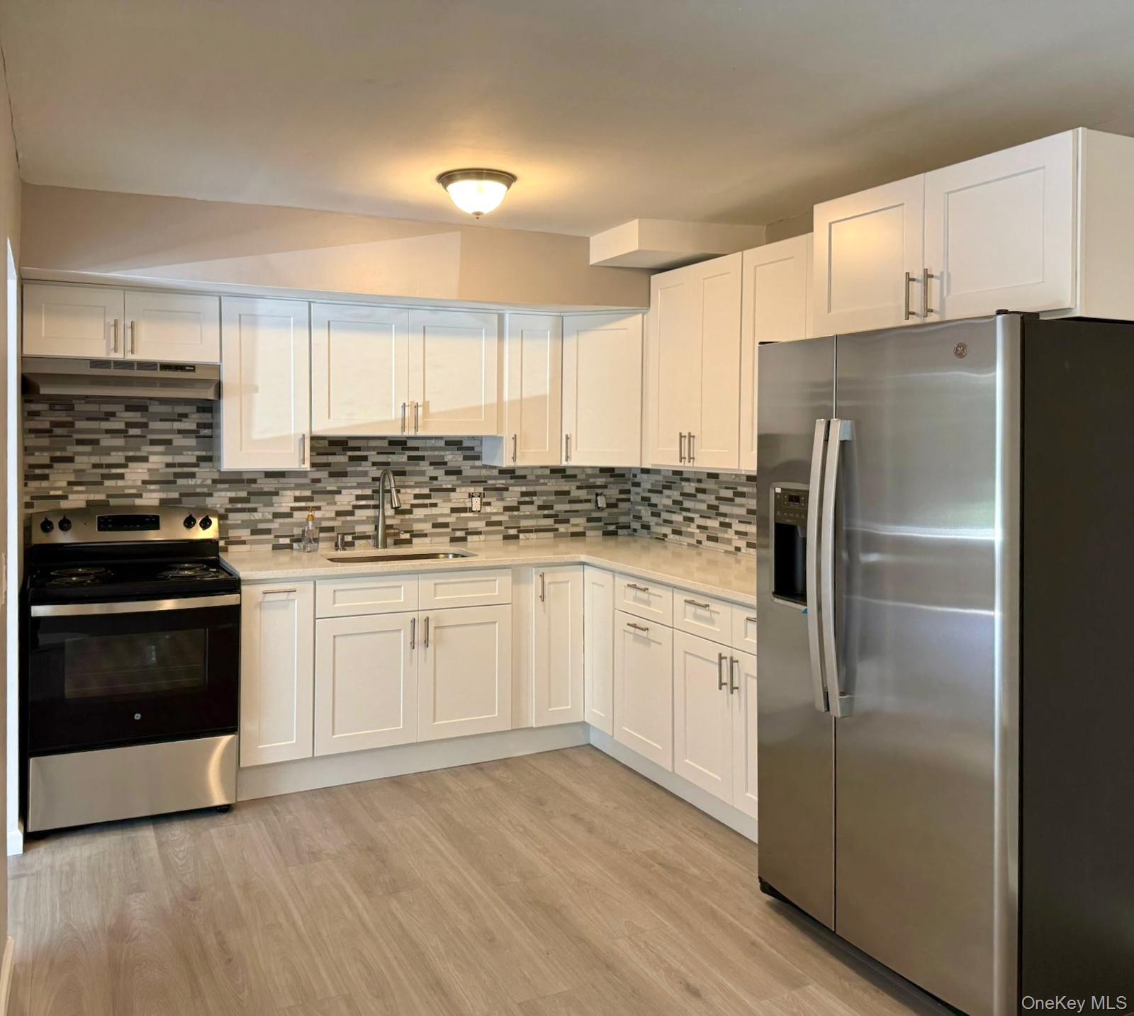 #4 photo, 7 Beech Street, Wyandanch , NY 11798