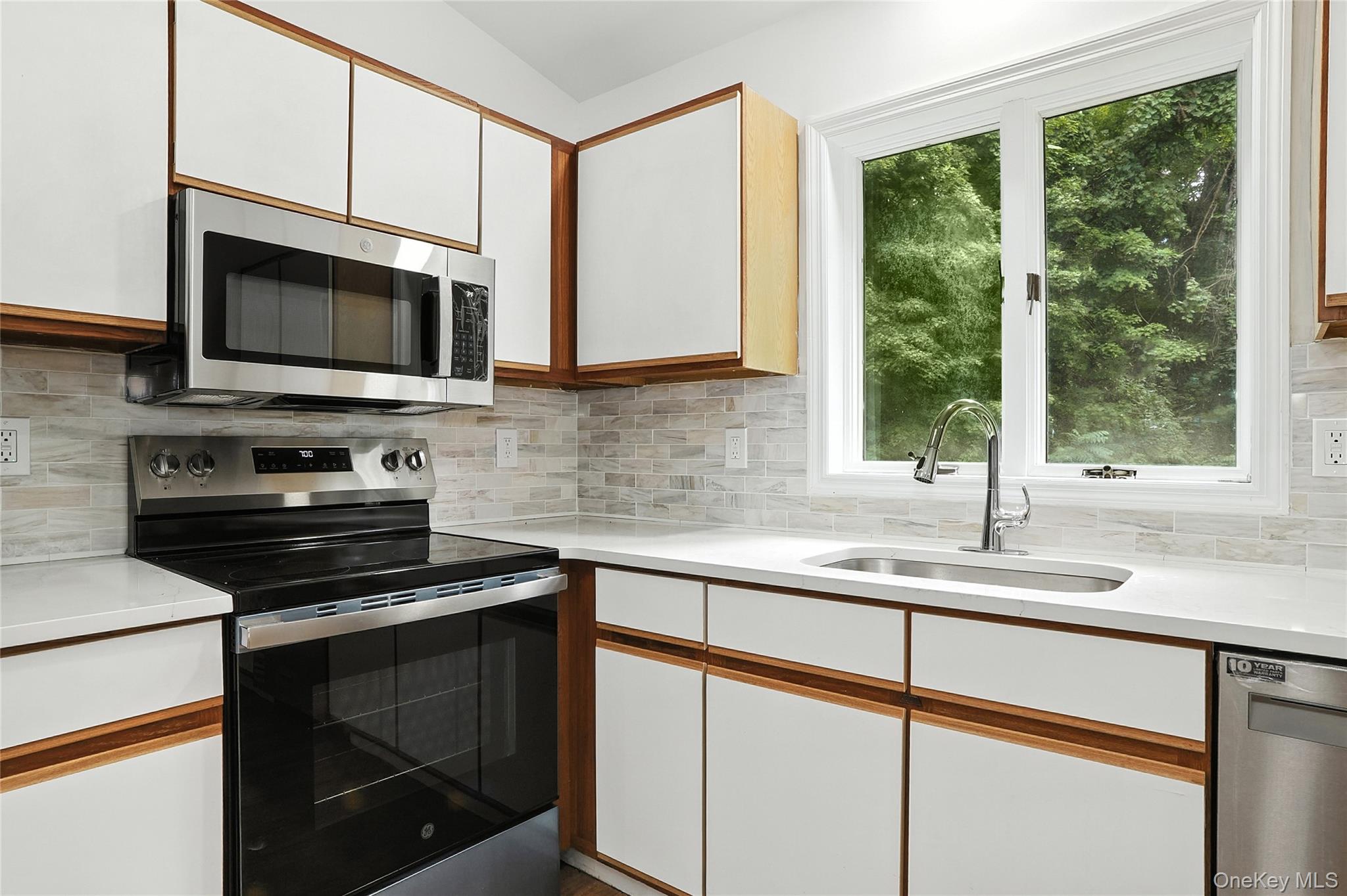 #19 photo, 5760 Route 82, Clinton Corners , NY 12514