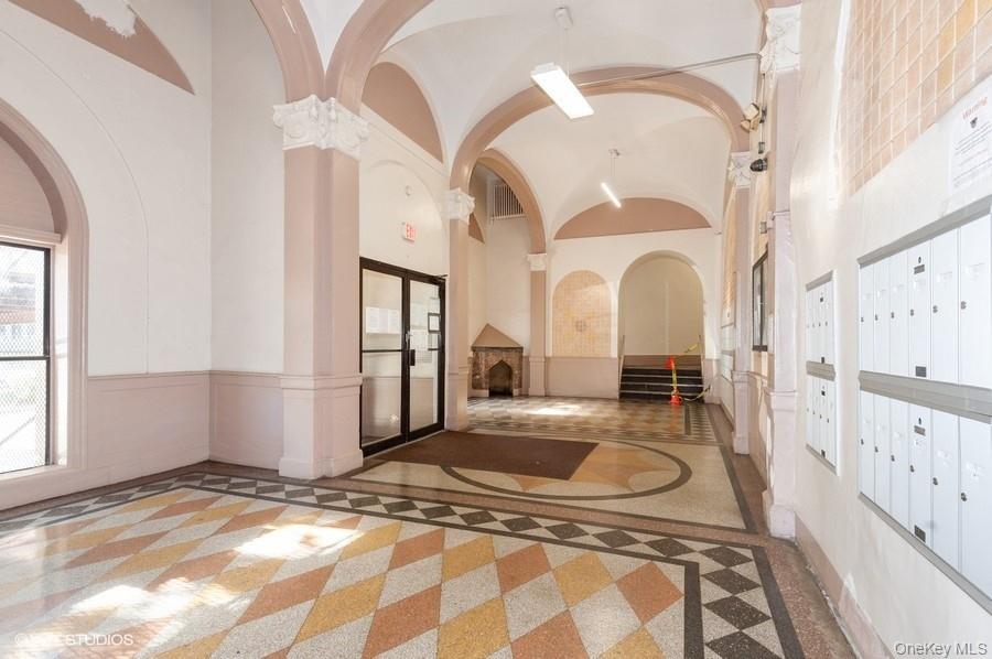 #10 photo, 941 Jerome Avenue, Bronx , NY 10452