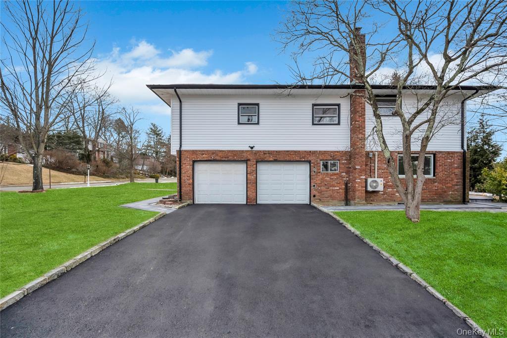 #14 photo, 16 Huckleberry Lane, Oyster Bay , NY 11771