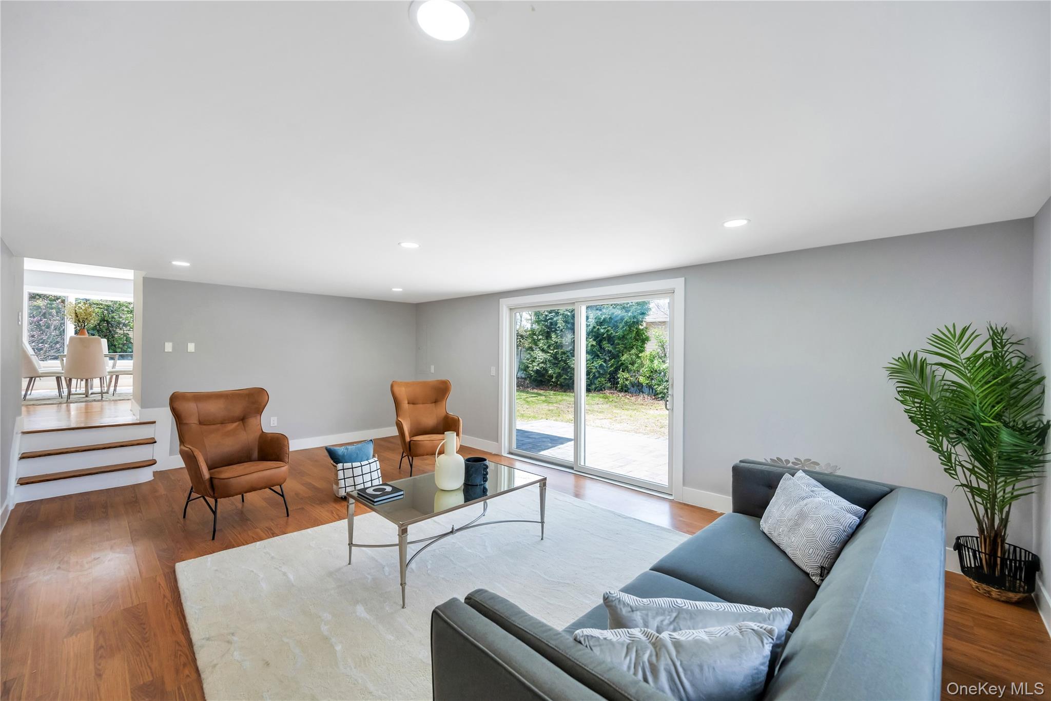 #5 photo, 16 Huckleberry Lane, Oyster Bay , NY 11771