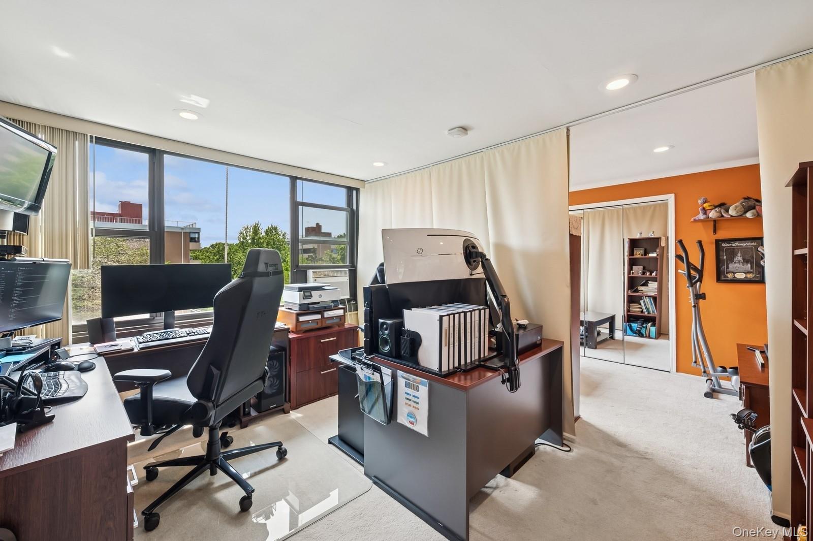 #13 photo, 162-40 9th Avenue, Beechhurst , NY 11357