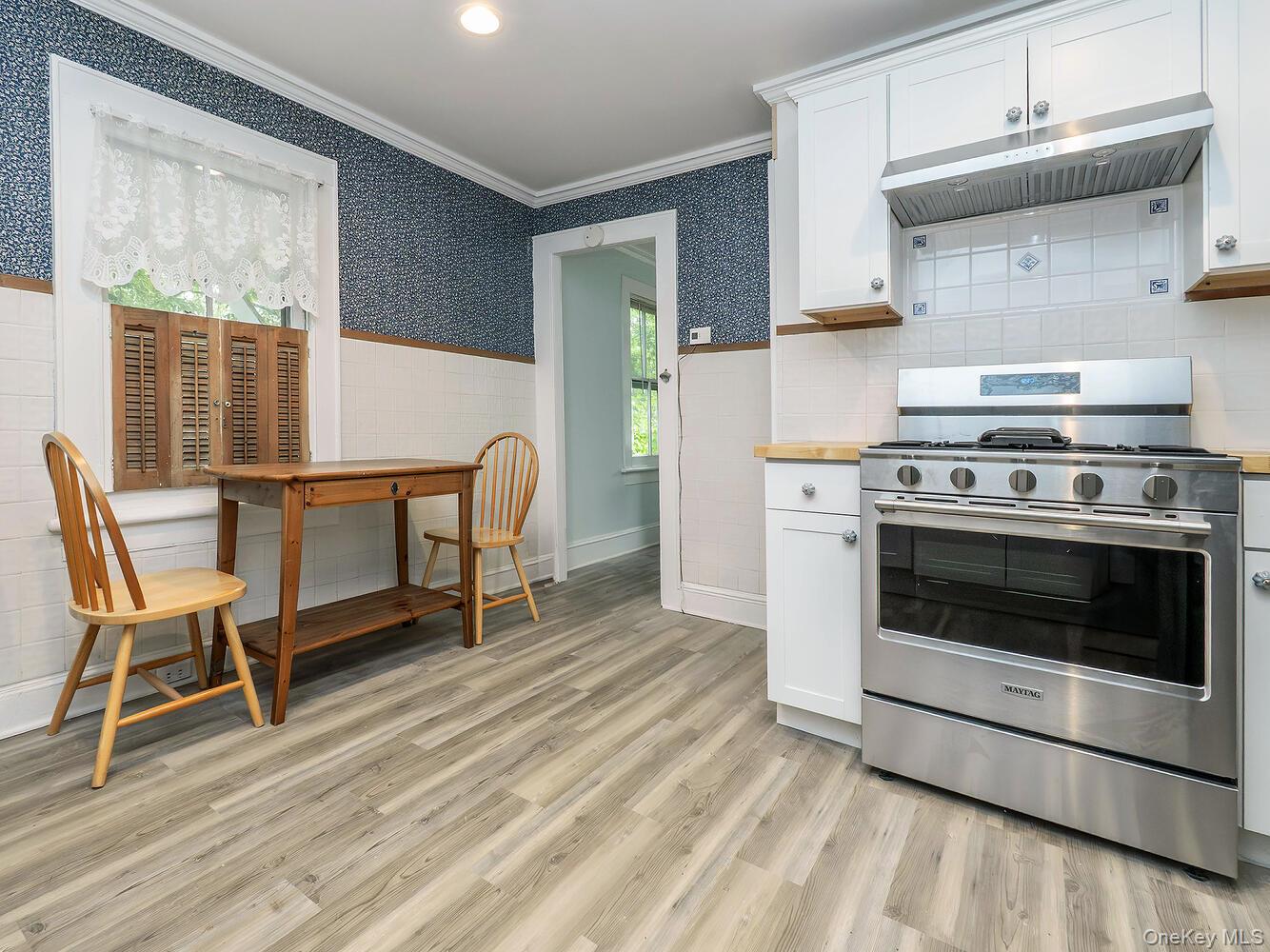 #15 photo, 60 Grove Street, Glenwood Landing , NY 11547