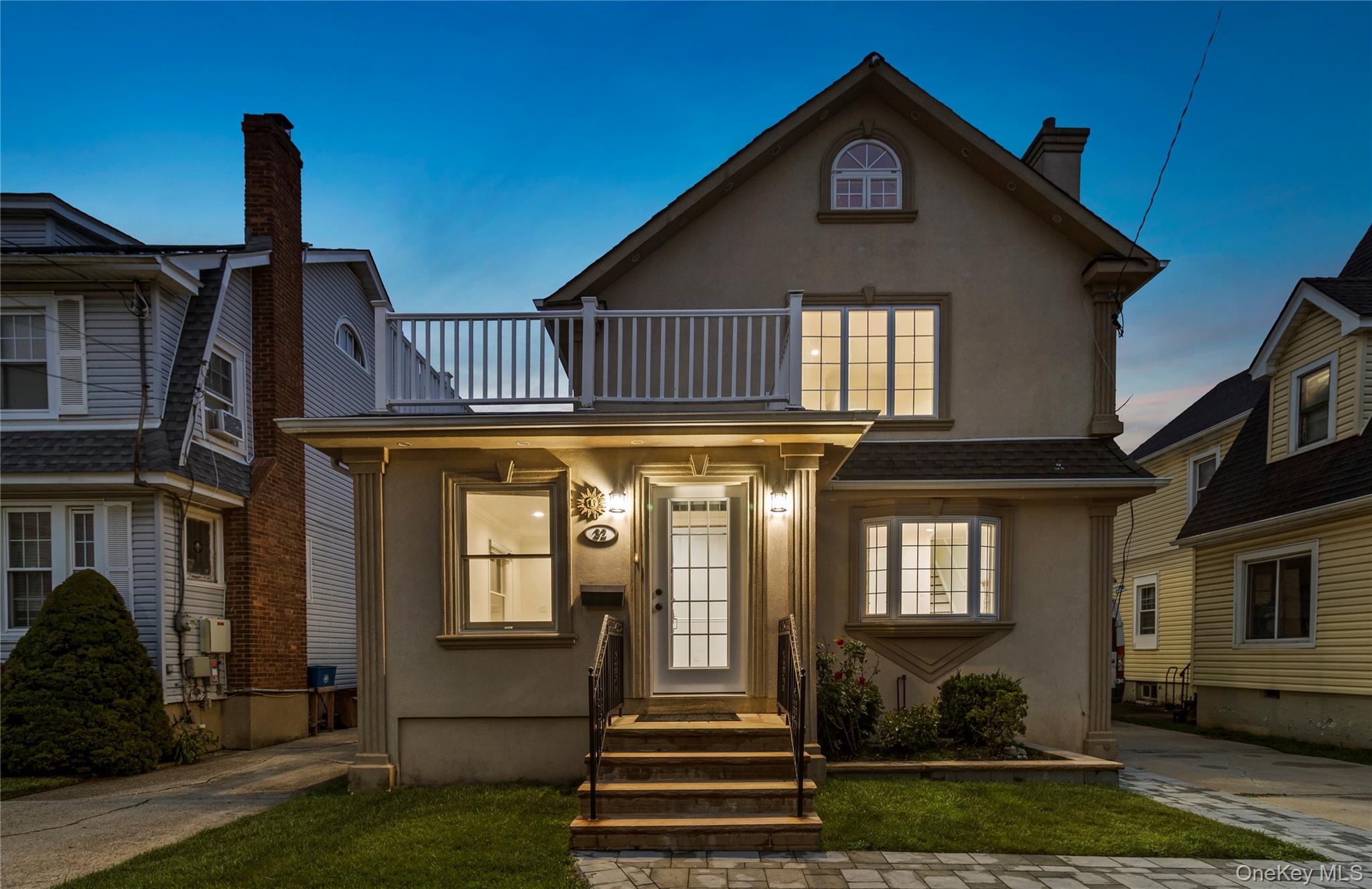 #1 photo, 32 Florence Avenue, ナッソー郡 Hempstead , NY 11550