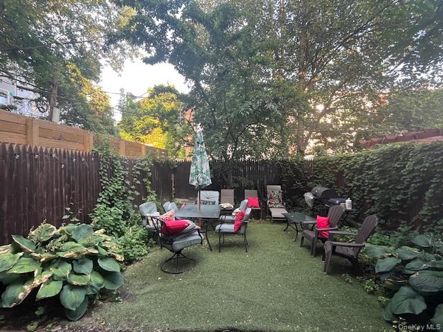 #1 photo, 46 Weirfield Street, ब्रुकलीन Brooklyn , NY 11221