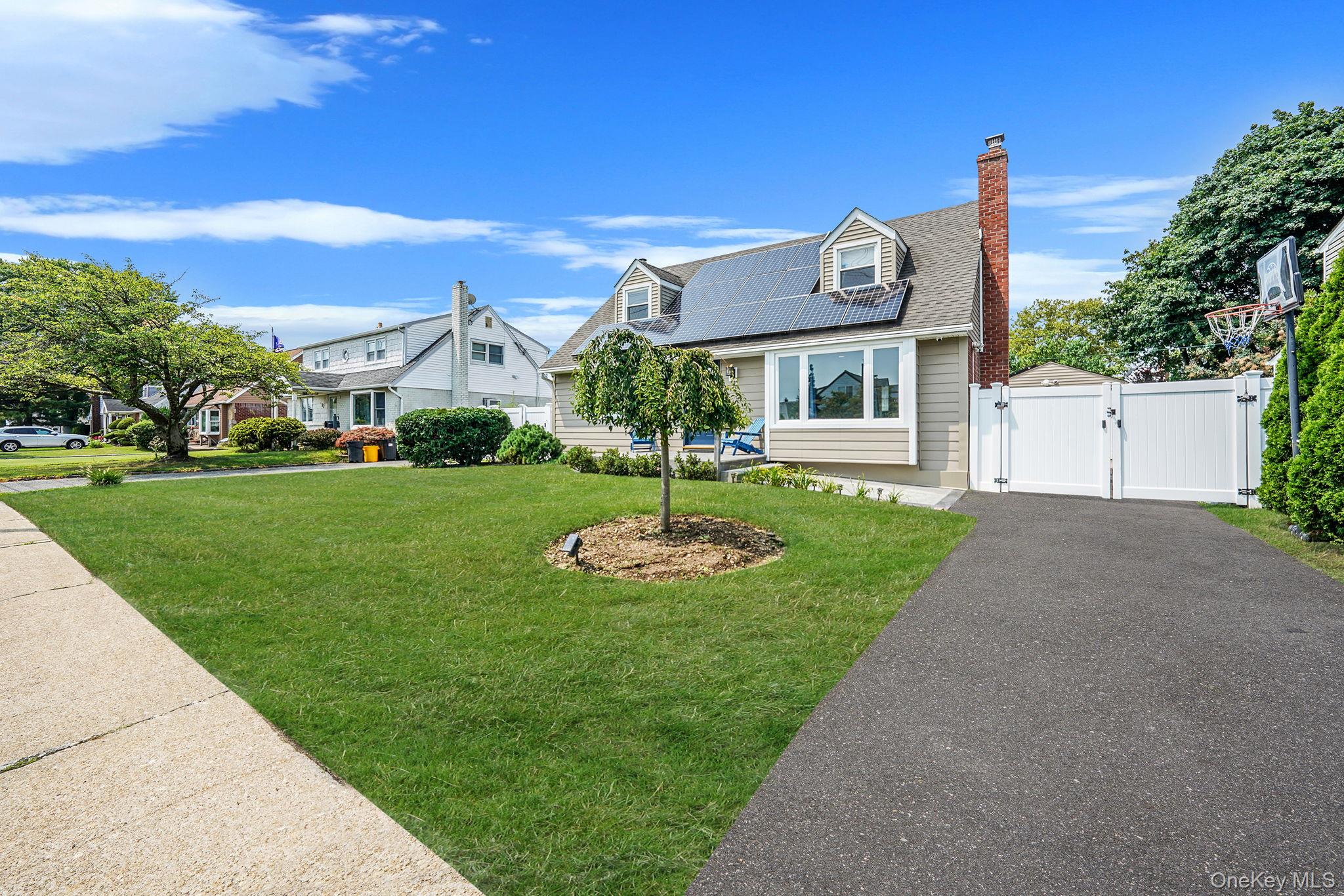 #3 photo, 76 Bellmore Road, East Meadow , NY 11554