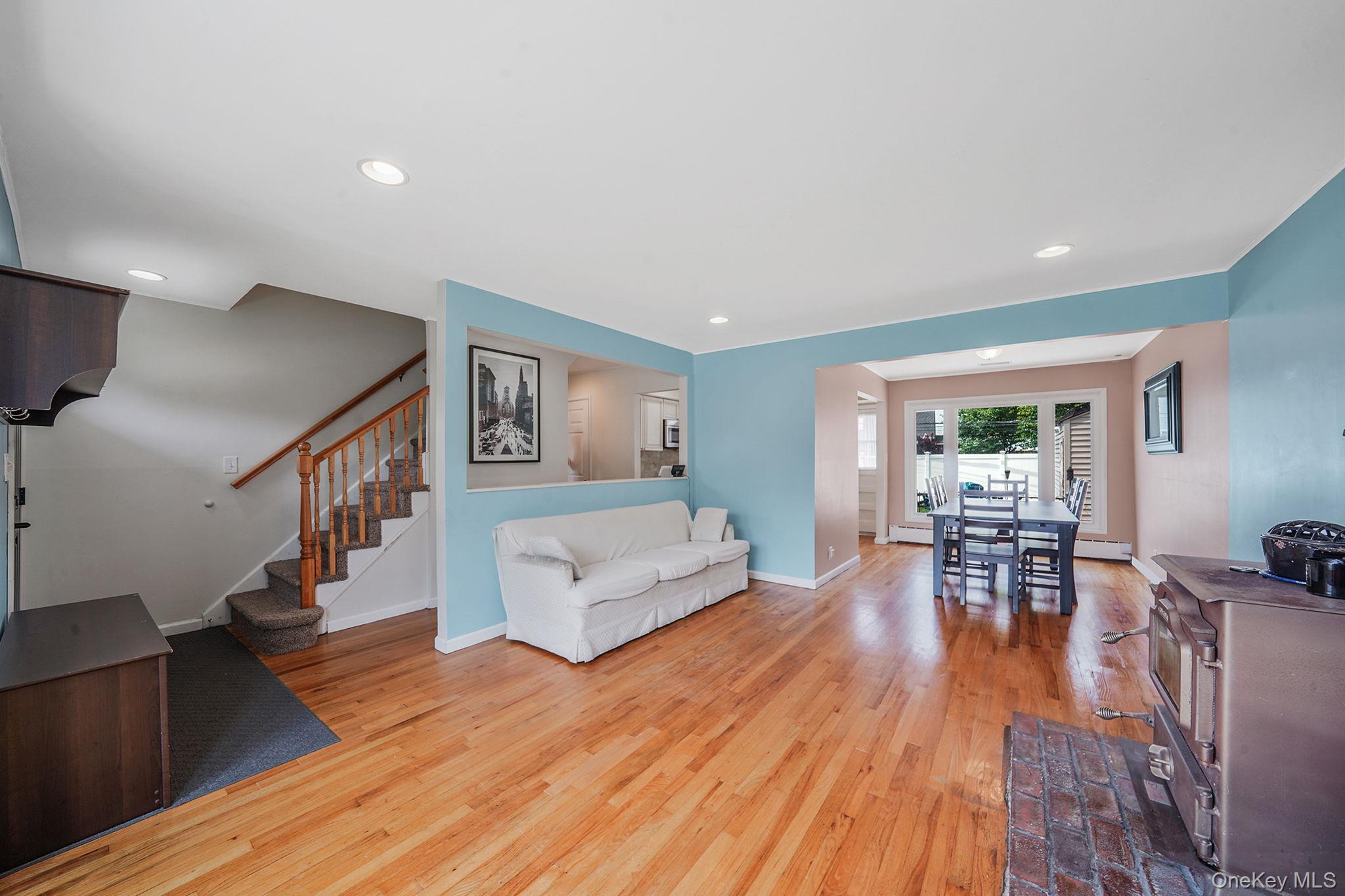 #6 photo, 76 Bellmore Road, East Meadow , NY 11554