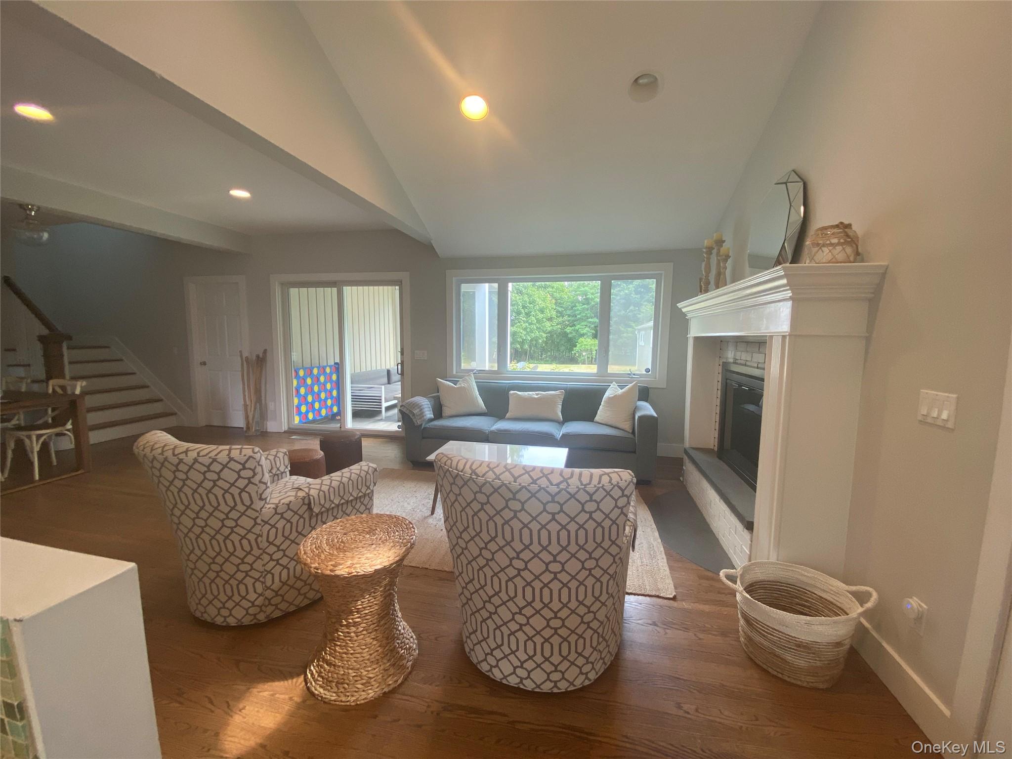 #10 photo, 19 West End Avenue, サフォーク郡 East Quogue , NY 11942