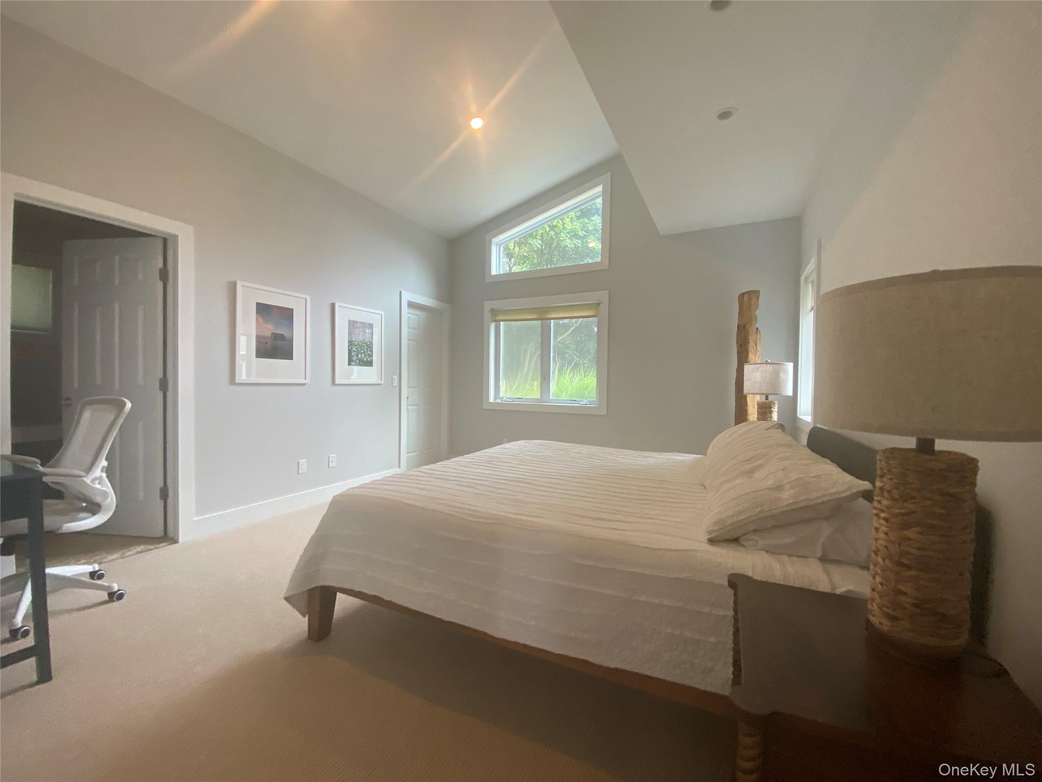 #19 photo, 19 West End Avenue, サフォーク郡 East Quogue , NY 11942