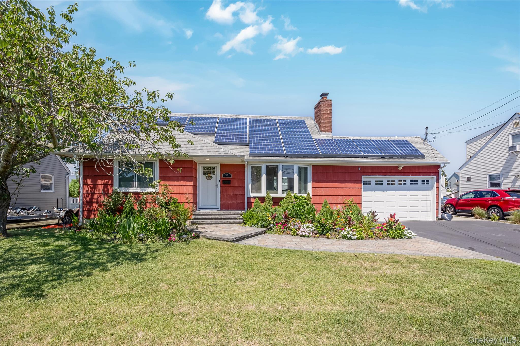 #1 photo, 37 New Point Place, サフォーク郡 Amityville , NY 11701