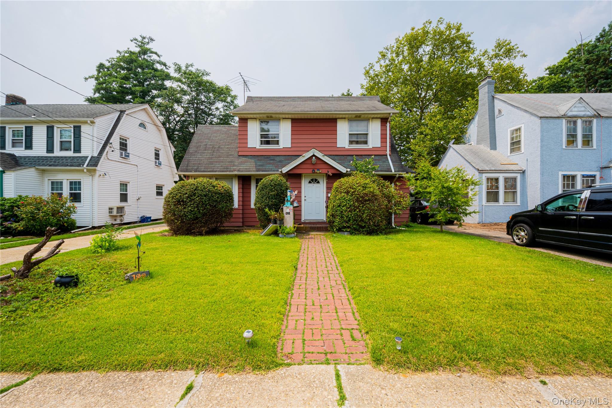 #1 photo, 122 Parsons Drive, ناسو Hempstead , NY 11550