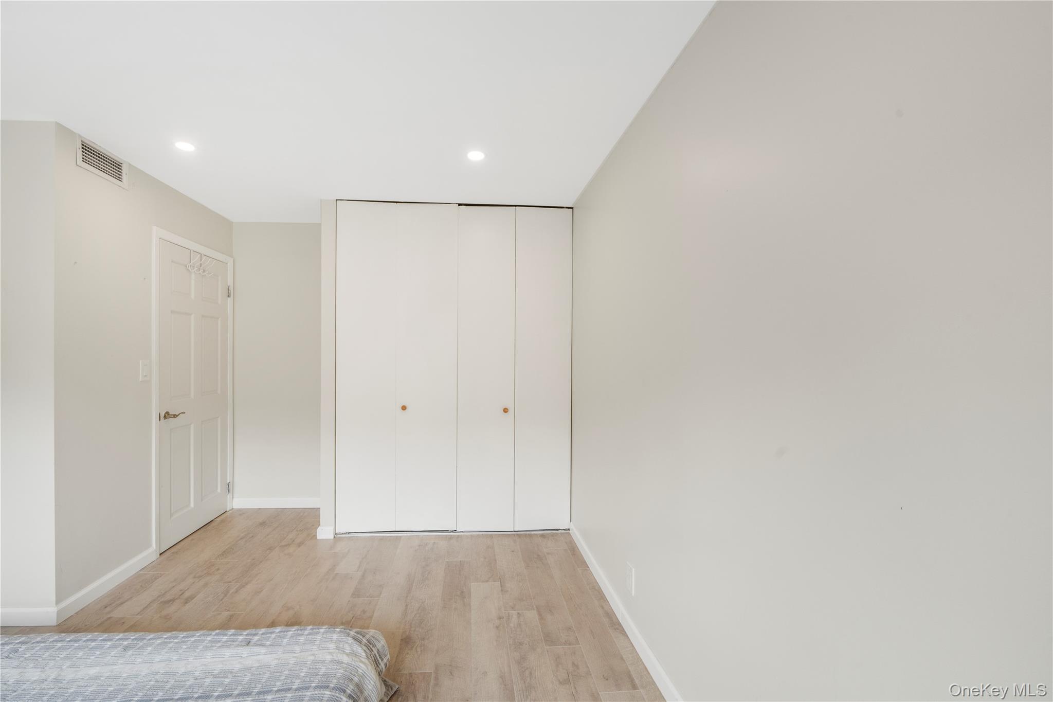 #11 photo, 5-24 115th Street, クイーンズ区 College Point , NY 11356