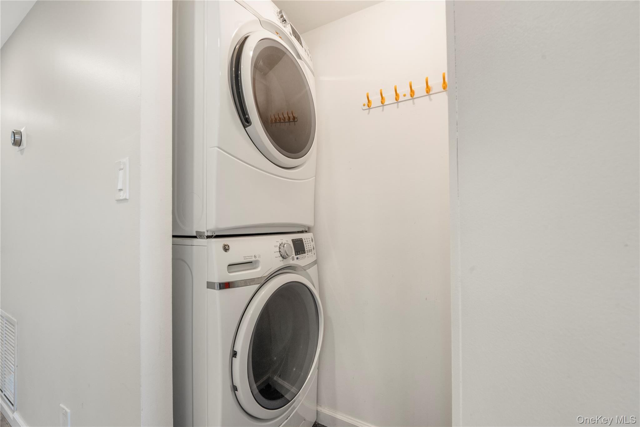 #14 photo, 5-24 115th Street, クイーンズ区 College Point , NY 11356