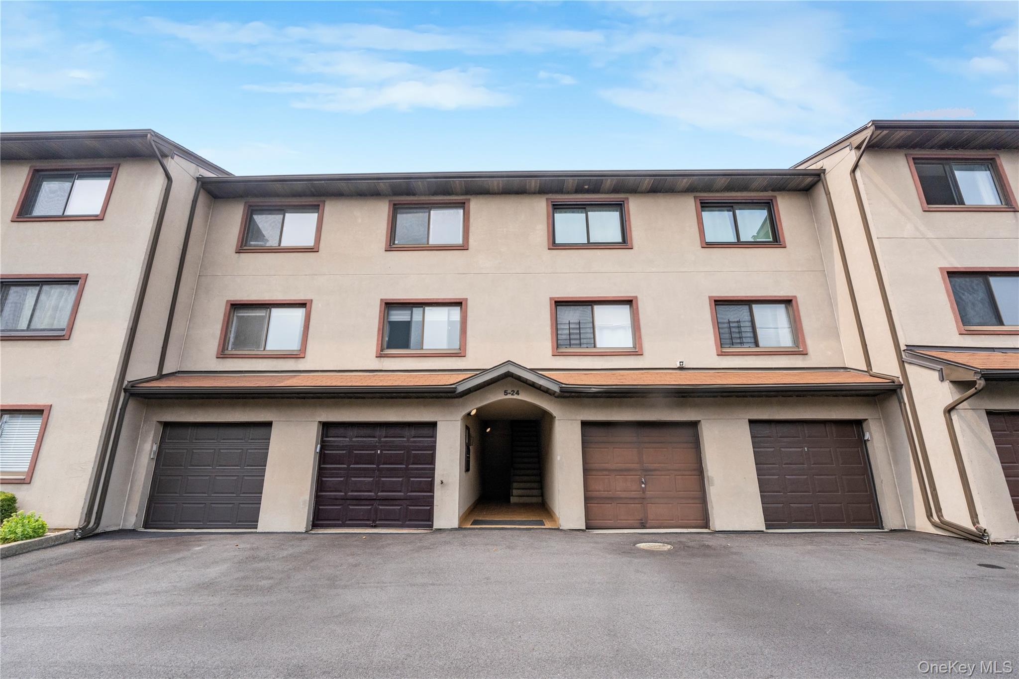 #17 photo, 5-24 115th Street, クイーンズ区 College Point , NY 11356