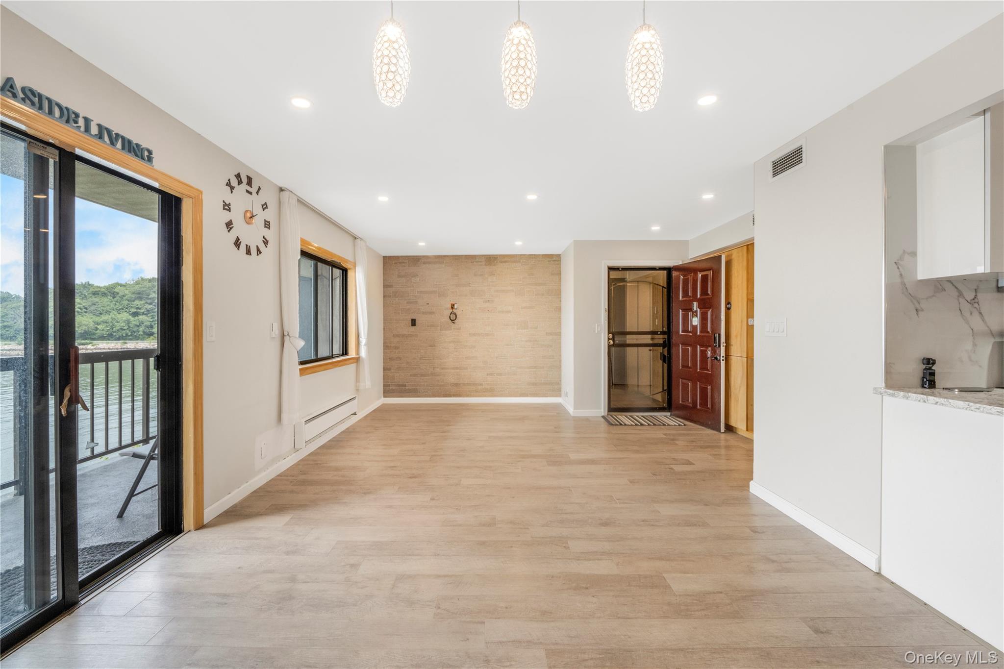 #2 photo, 5-24 115th Street, クイーンズ区 College Point , NY 11356