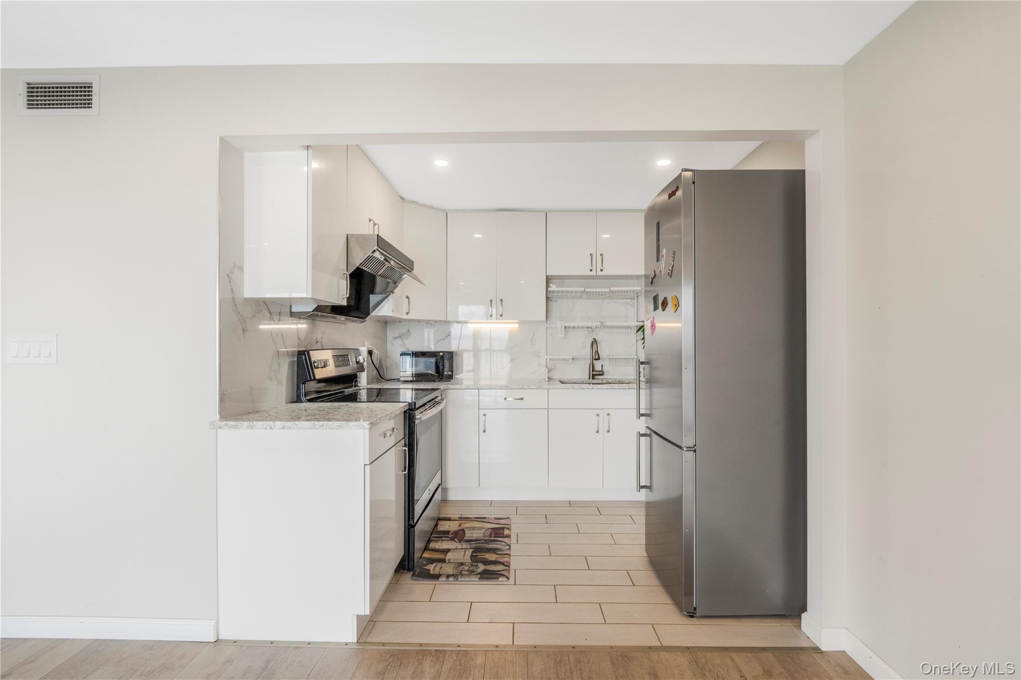 #3 photo, 5-24 115th Street, クイーンズ区 College Point , NY 11356