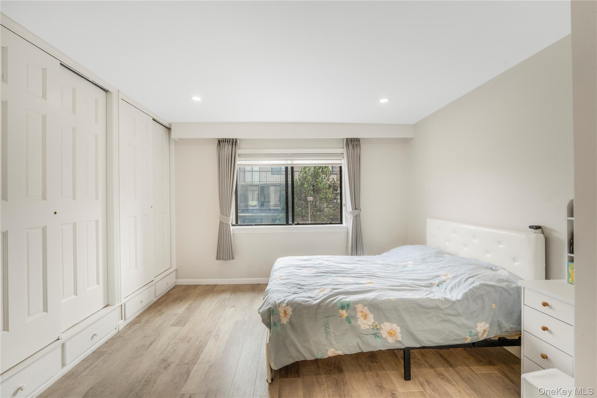 #9 photo, 5-24 115th Street, クイーンズ区 College Point , NY 11356