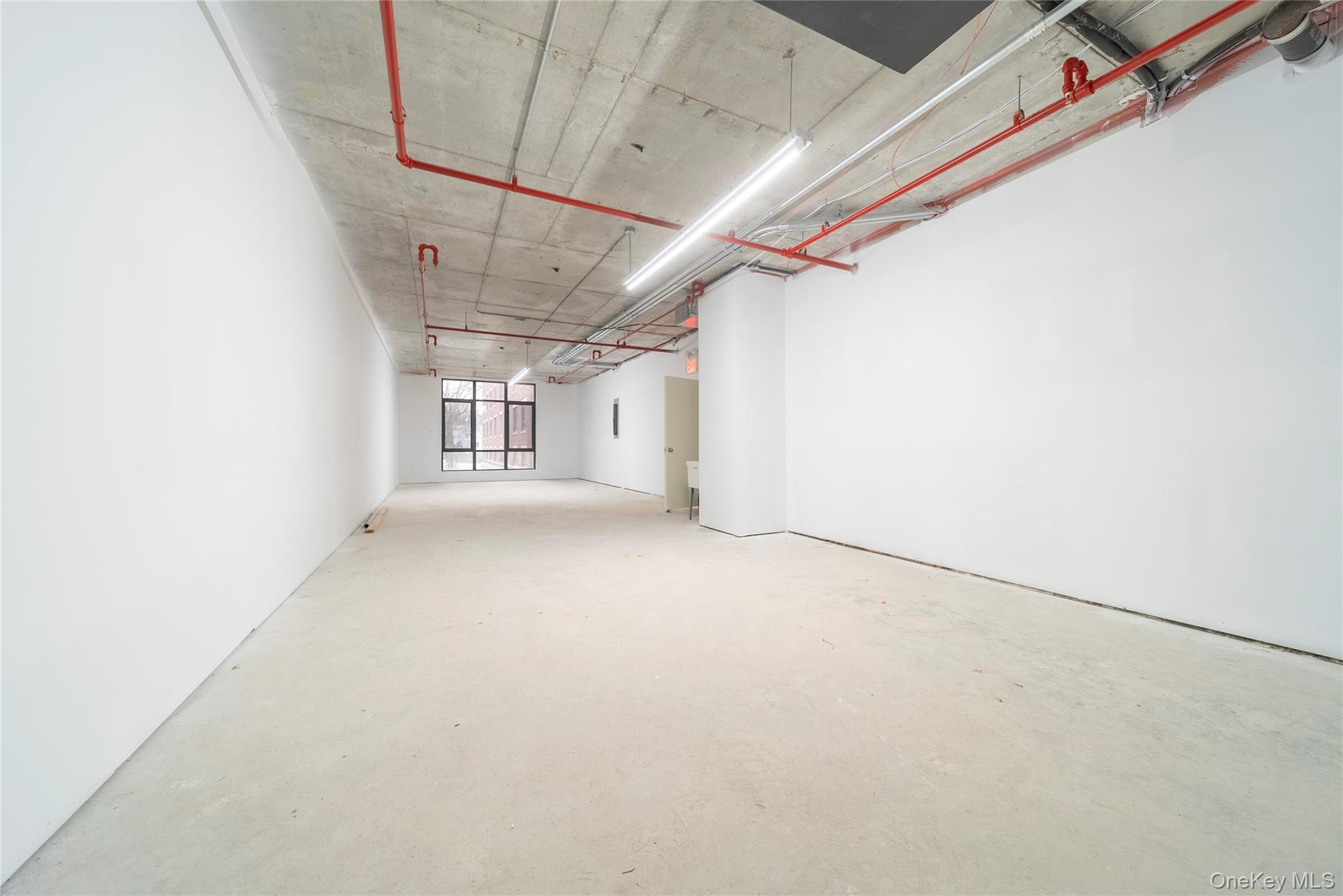 #3 photo, 124-28 Queens Boulevard, クイーンズ区 Kew Gardens , NY 11415