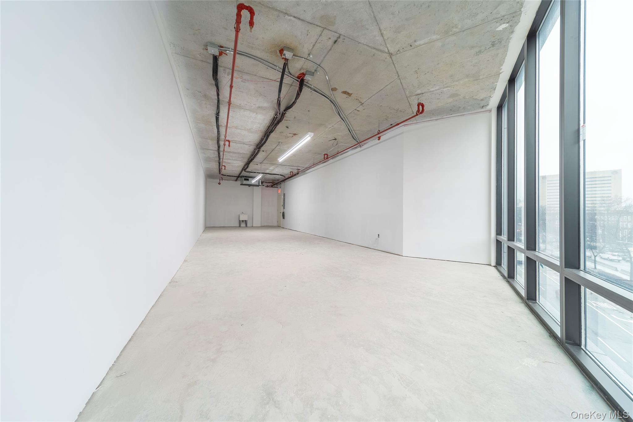 #3 photo, 124-28 Queens Boulevard, クイーンズ区 Kew Gardens , NY 11415