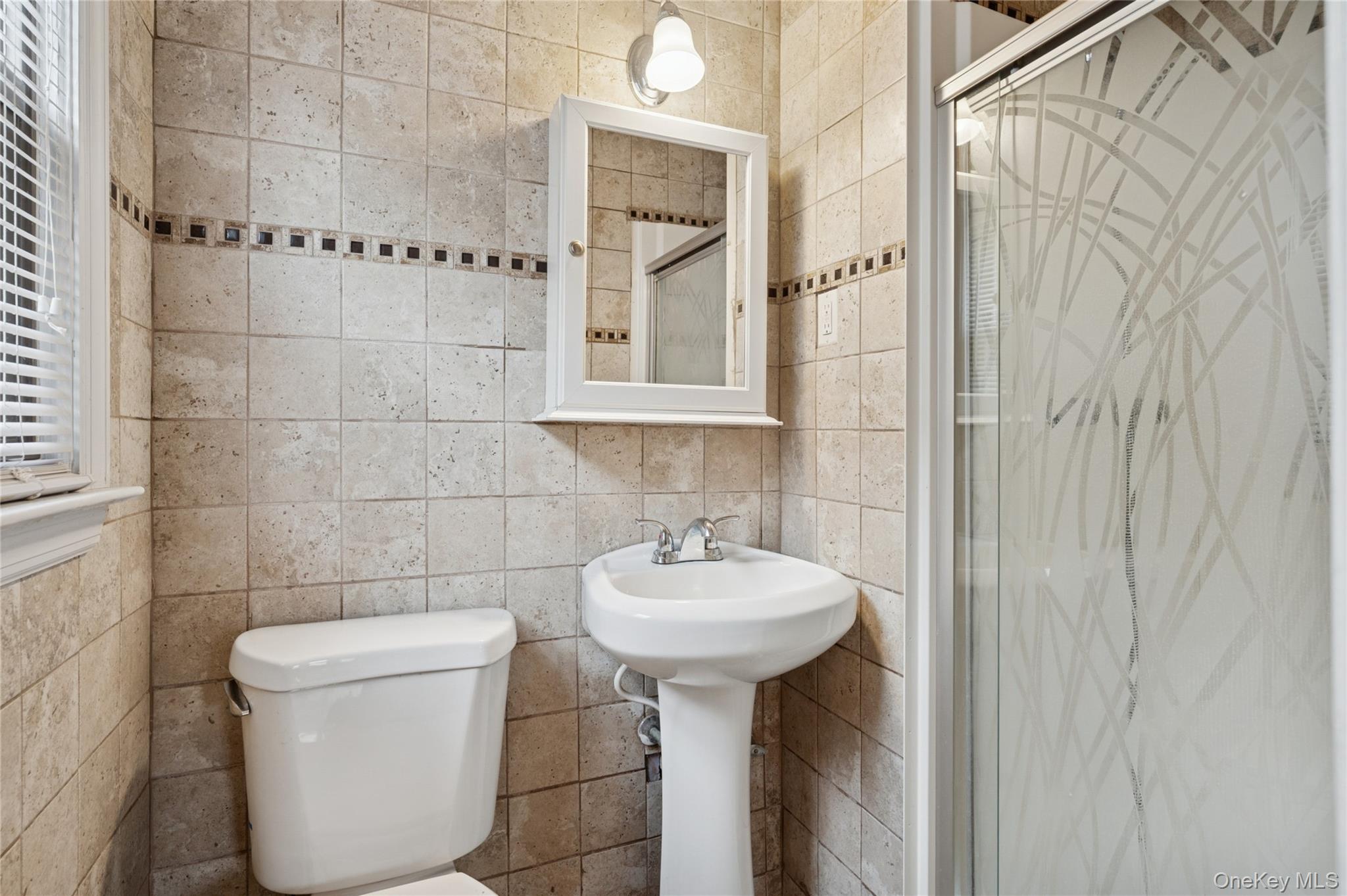 #10 photo, 33 Newport Road, Island Park , NY 11558