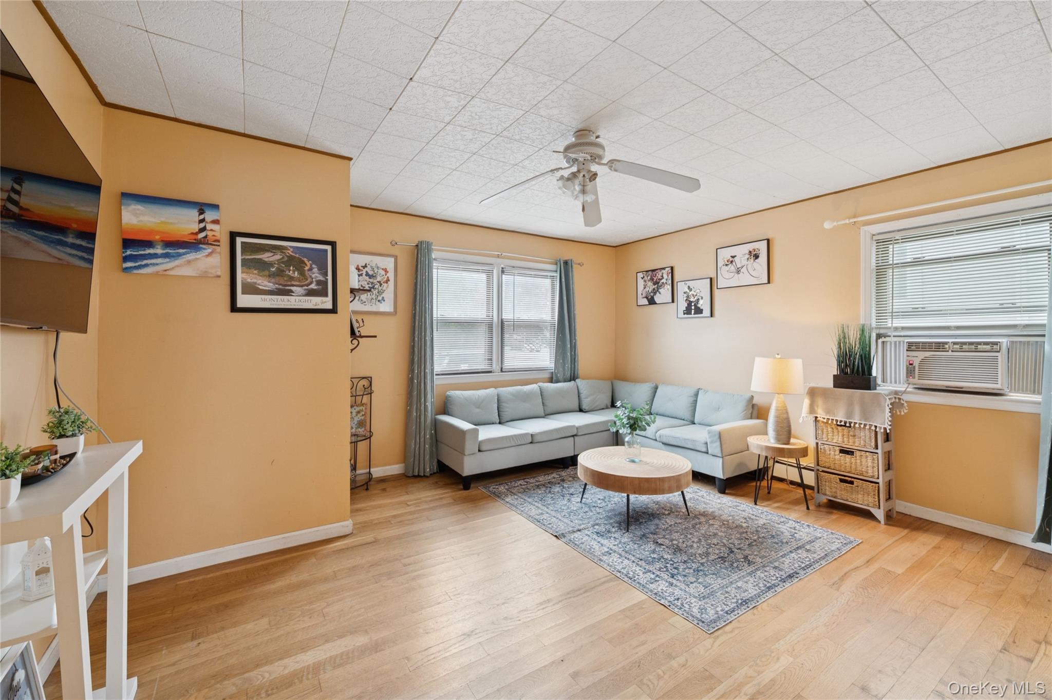 #11 photo, 33 Newport Road, Island Park , NY 11558