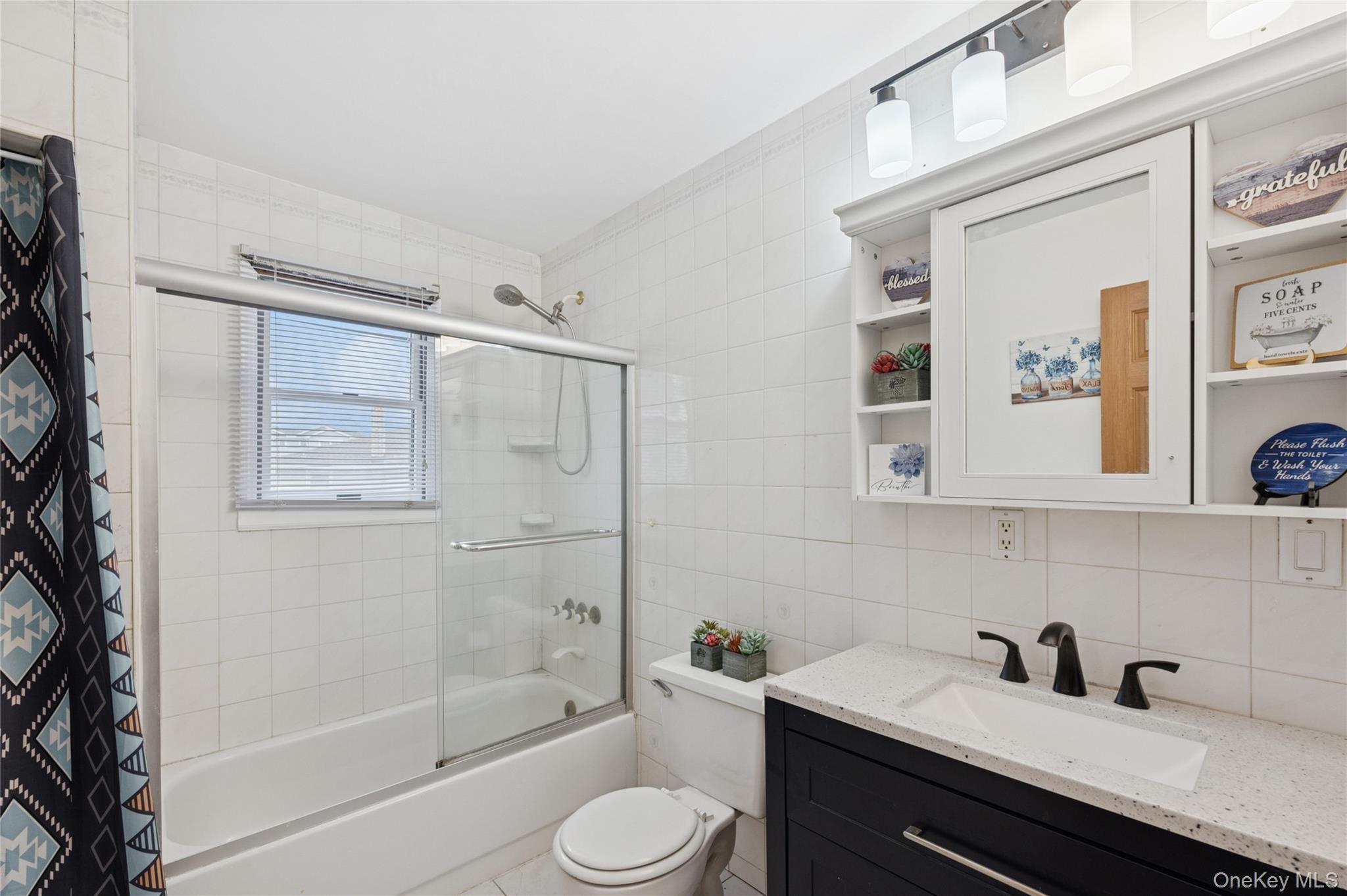 #16 photo, 33 Newport Road, Island Park , NY 11558