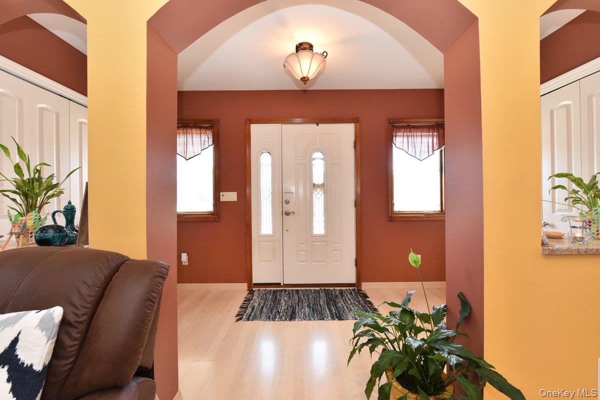 #4 photo, 385 Oceanside Parkway, Oceanside , NY 11572