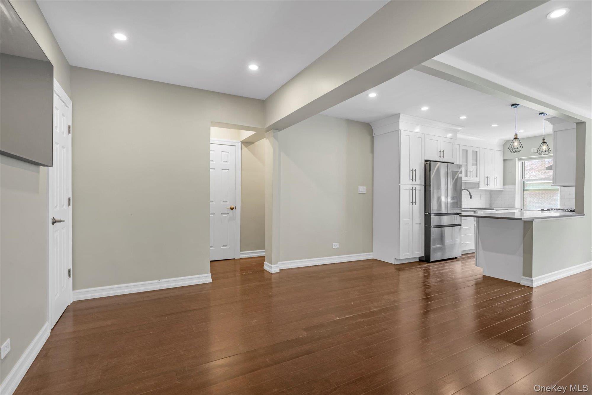 #8 photo, 110-20 71st Avenue, クイーンズ区 Forest Hills , NY 11375