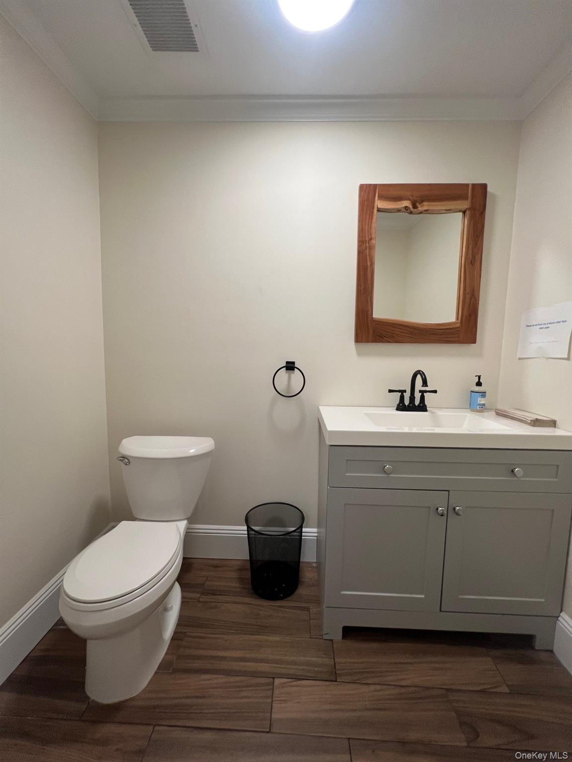 #4 photo, 50 Forest Avenue, Locust Valley , NY 11560