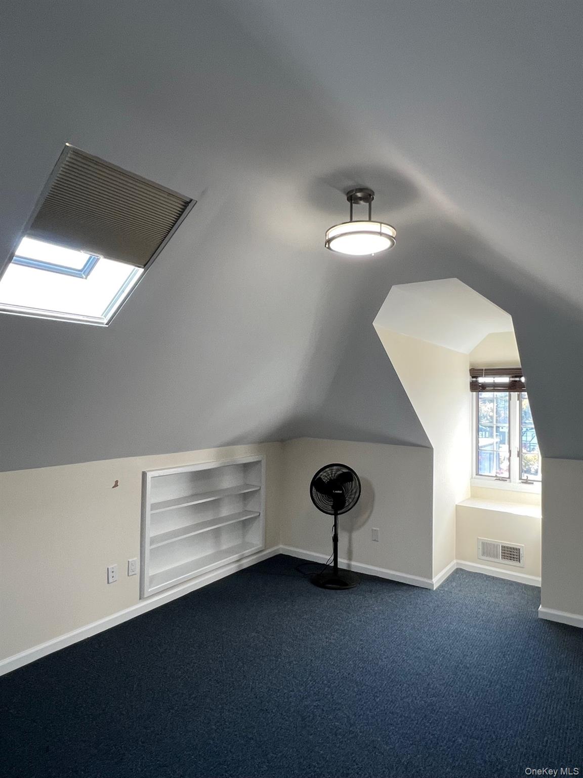 #8 photo, 50 Forest Avenue, Locust Valley , NY 11560