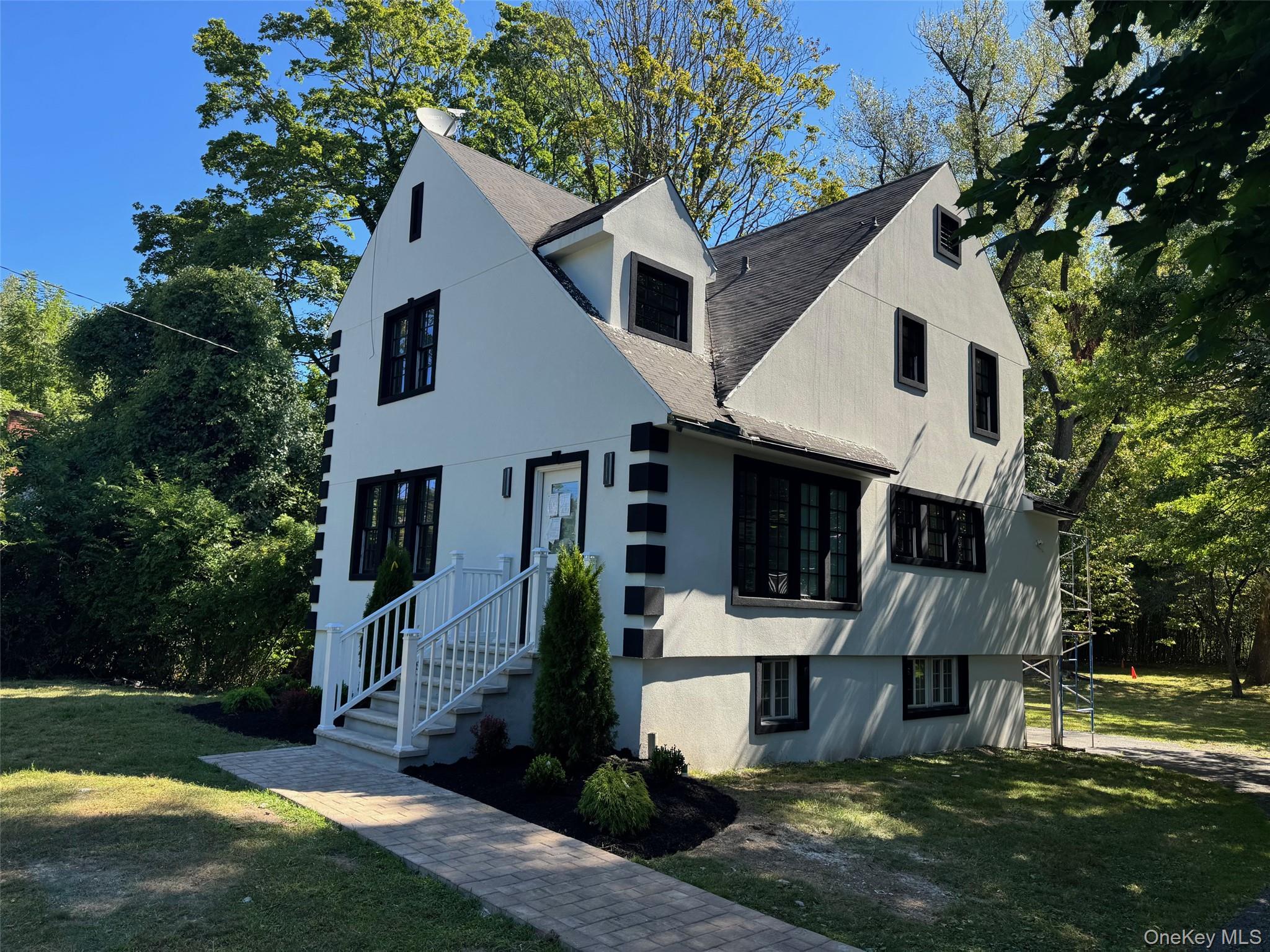 #2 photo, 506 Midland Avenue, Rye , NY 10580